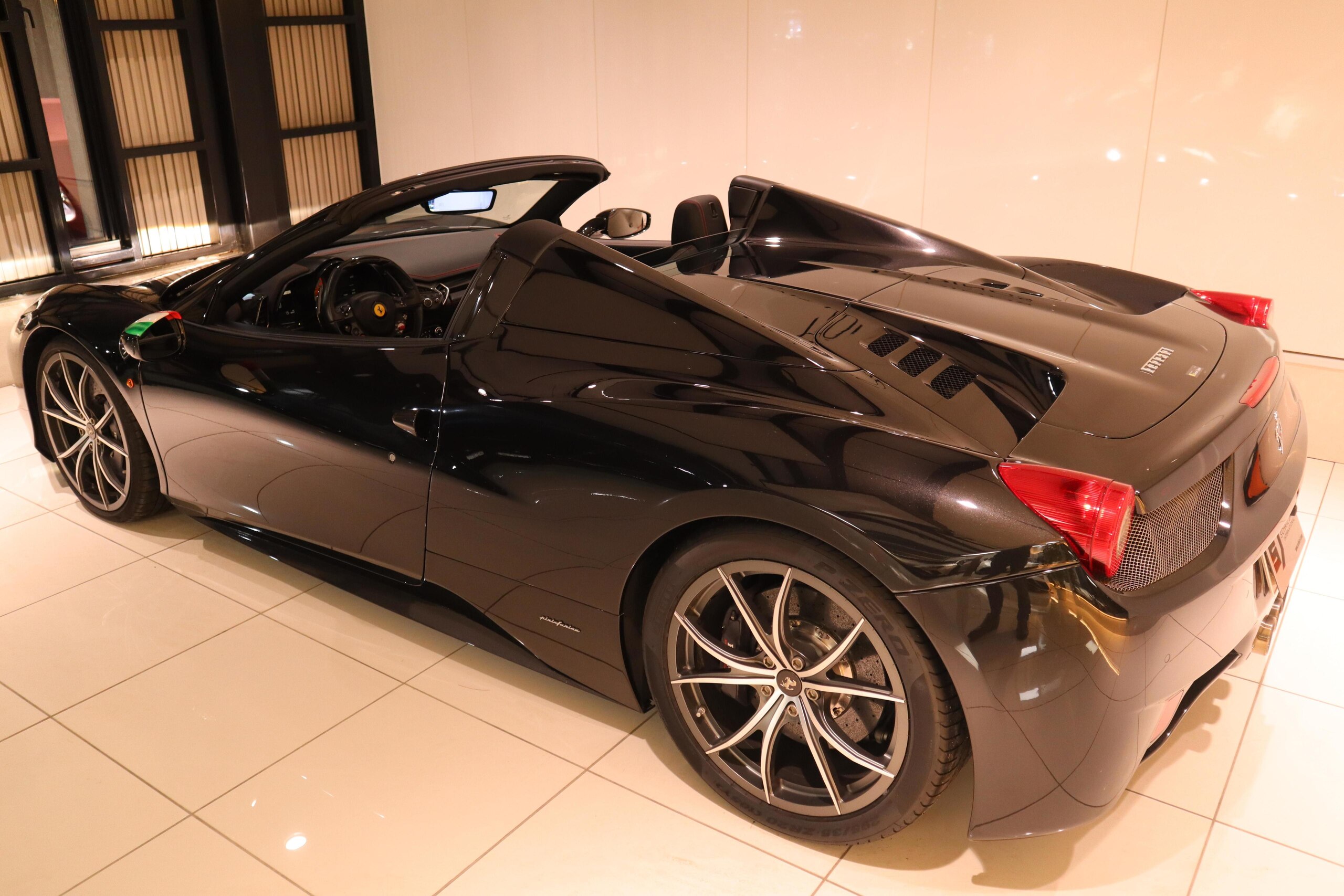 2012 Ferrari 458 Spider — Photo 34 / 38