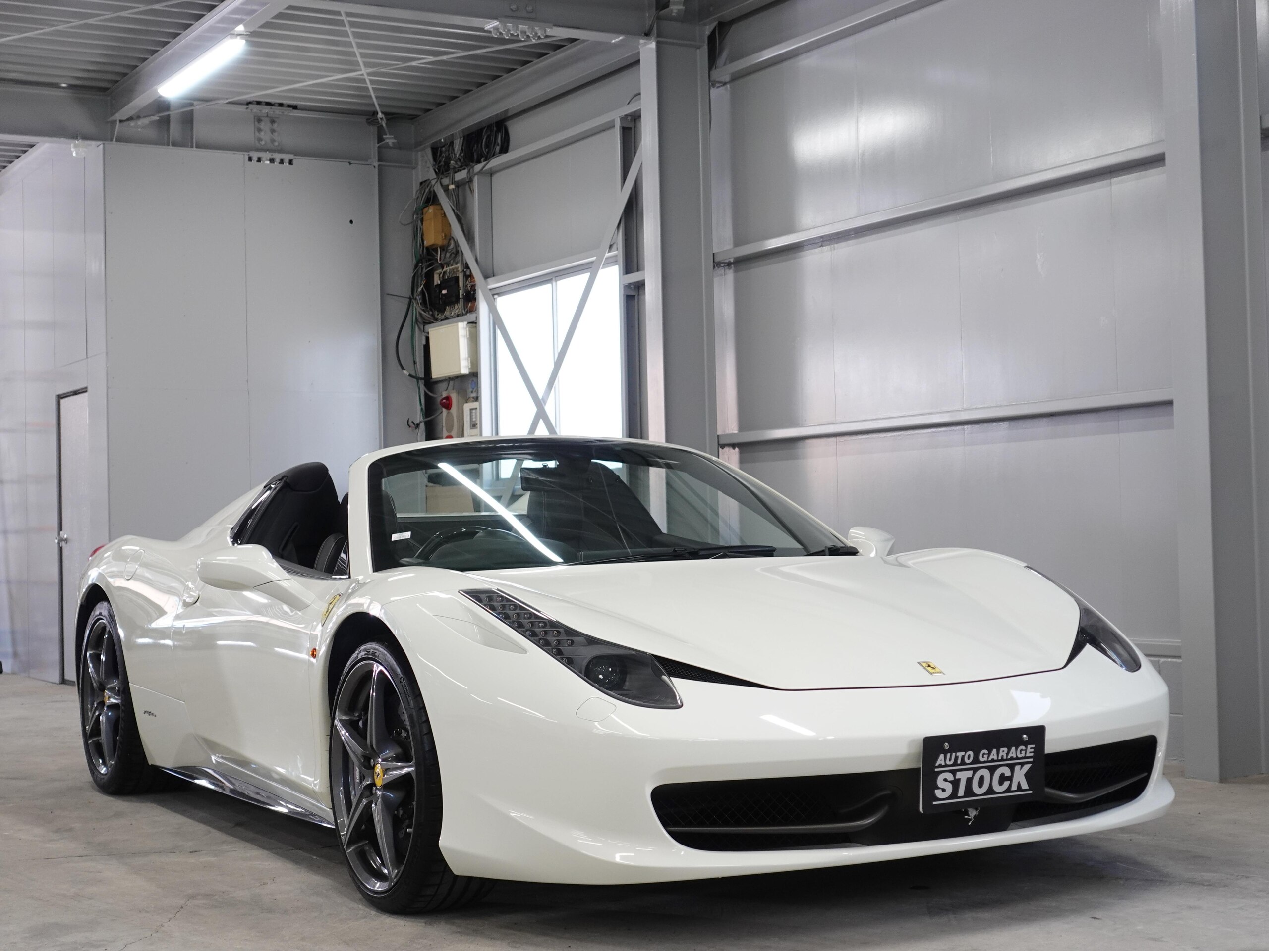 2012 Ferrari 458 Spider Carbon side steps for sale in Japan