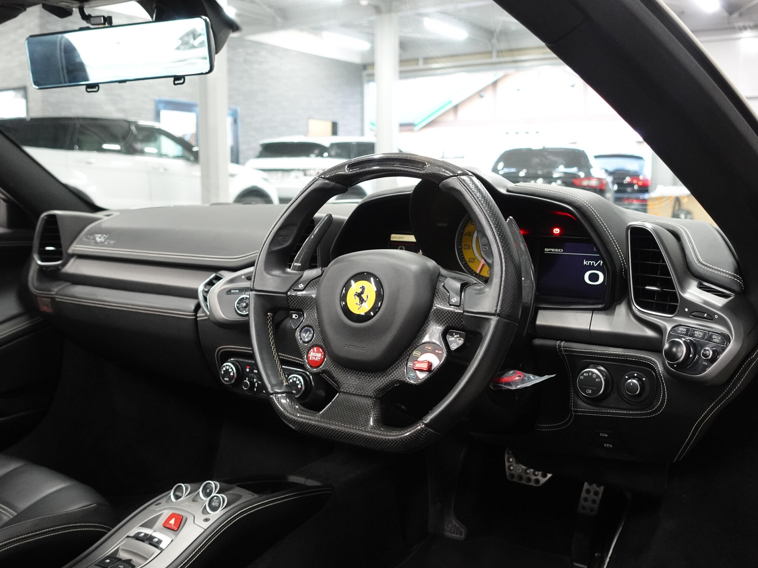 2012 Ferrari 458 Spider — Photo 8 / 65
