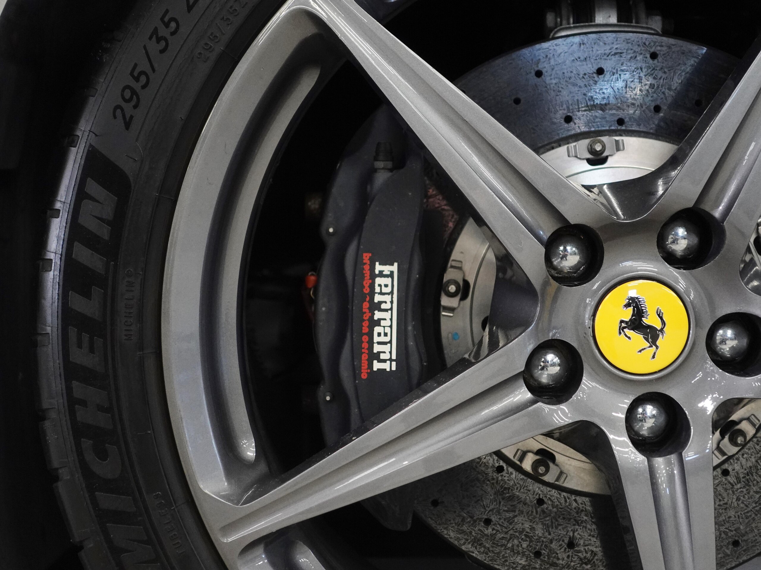 2012 Ferrari 458 Spider — Photo 11 / 65