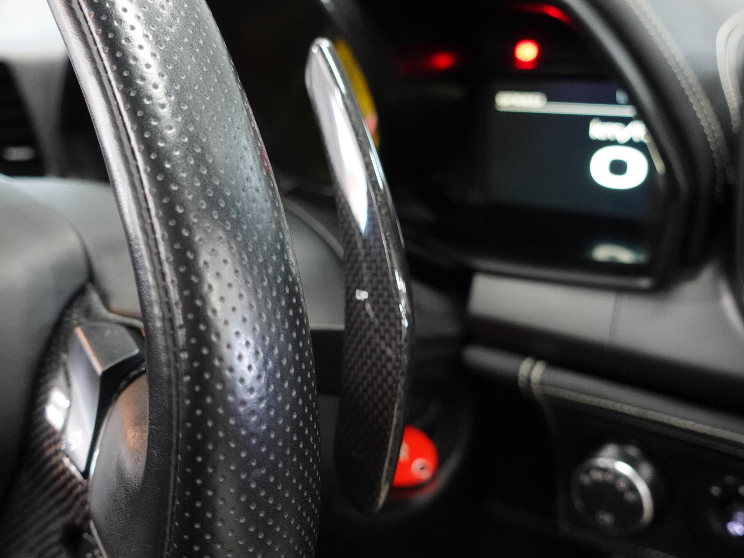 2012 Ferrari 458 Spider — Photo 41 / 65