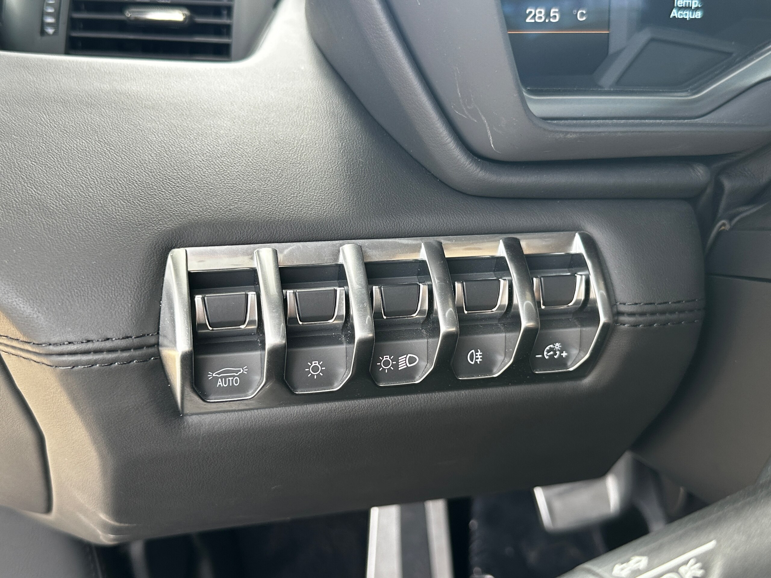 2012 Lamborghini Aventador LP700-4 — Photo 12 / 44