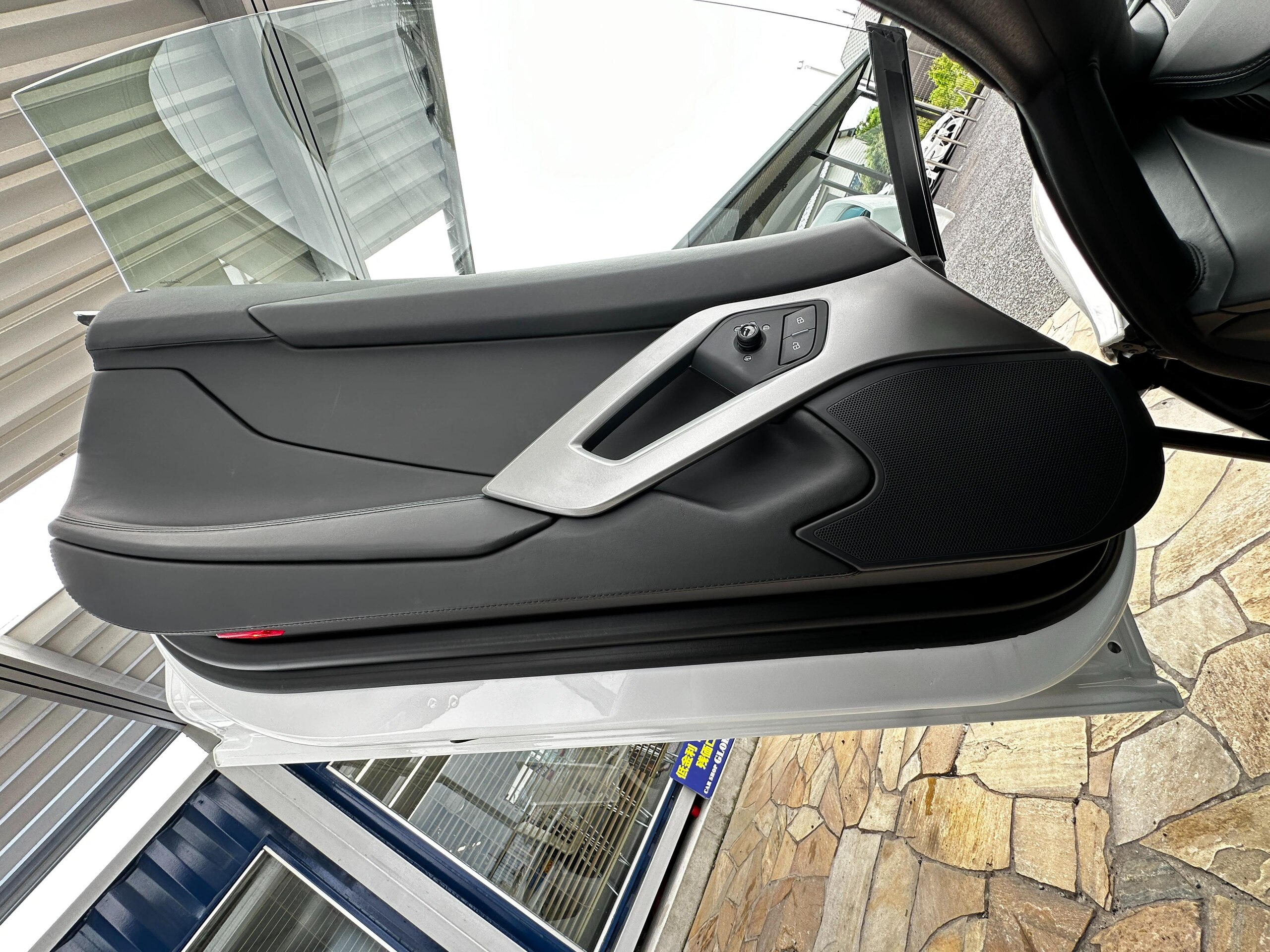 2012 Lamborghini Aventador LP700-4 — Photo 33 / 44