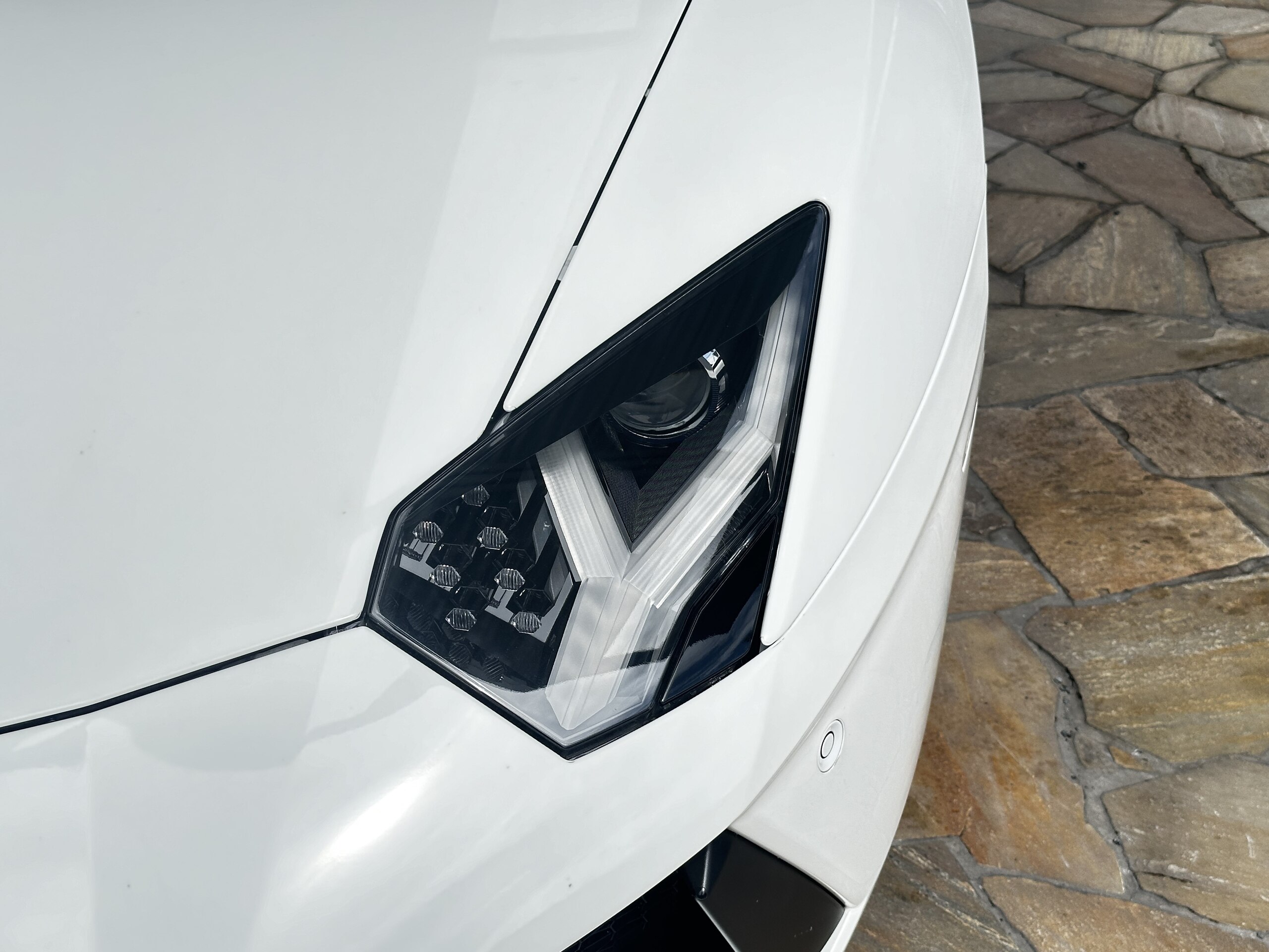 2012 Lamborghini Aventador LP700-4 — Photo 38 / 44