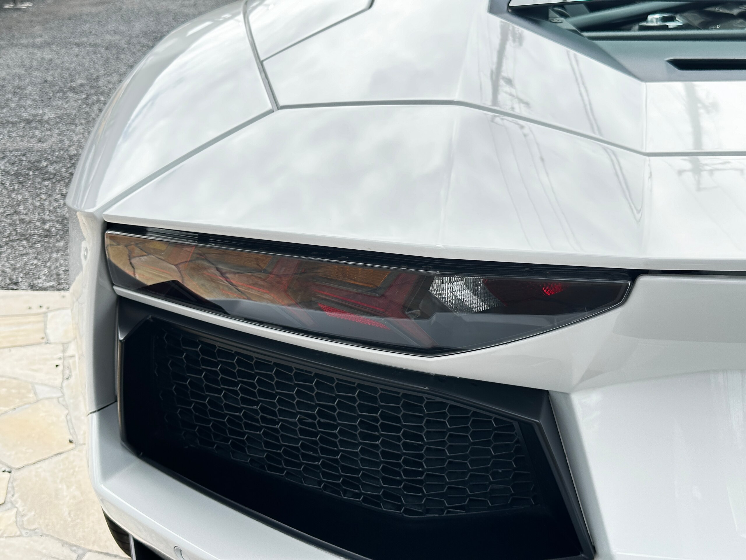 2012 Lamborghini Aventador LP700-4 — Photo 39 / 44