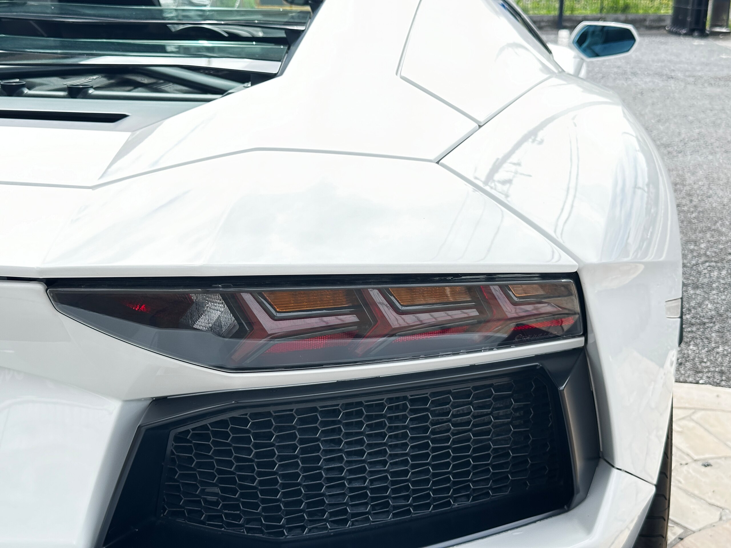 2012 Lamborghini Aventador LP700-4 — Photo 40 / 44