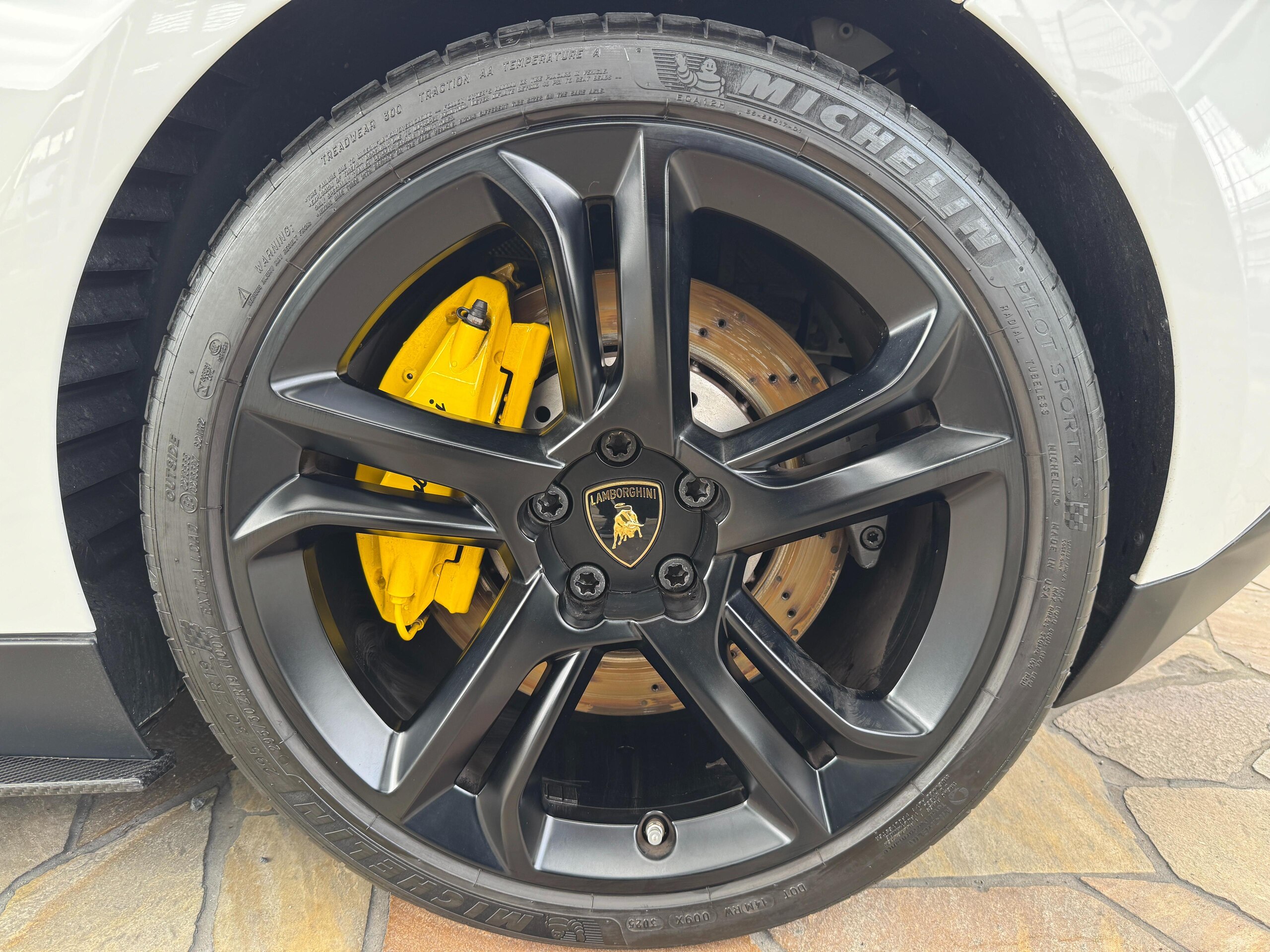 2012 Lamborghini Gallardo LP550-2 — Photo 37 / 59