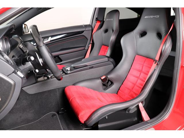 2012 Mercedes Benz C63 AMG Black Series — Photo 6 / 47