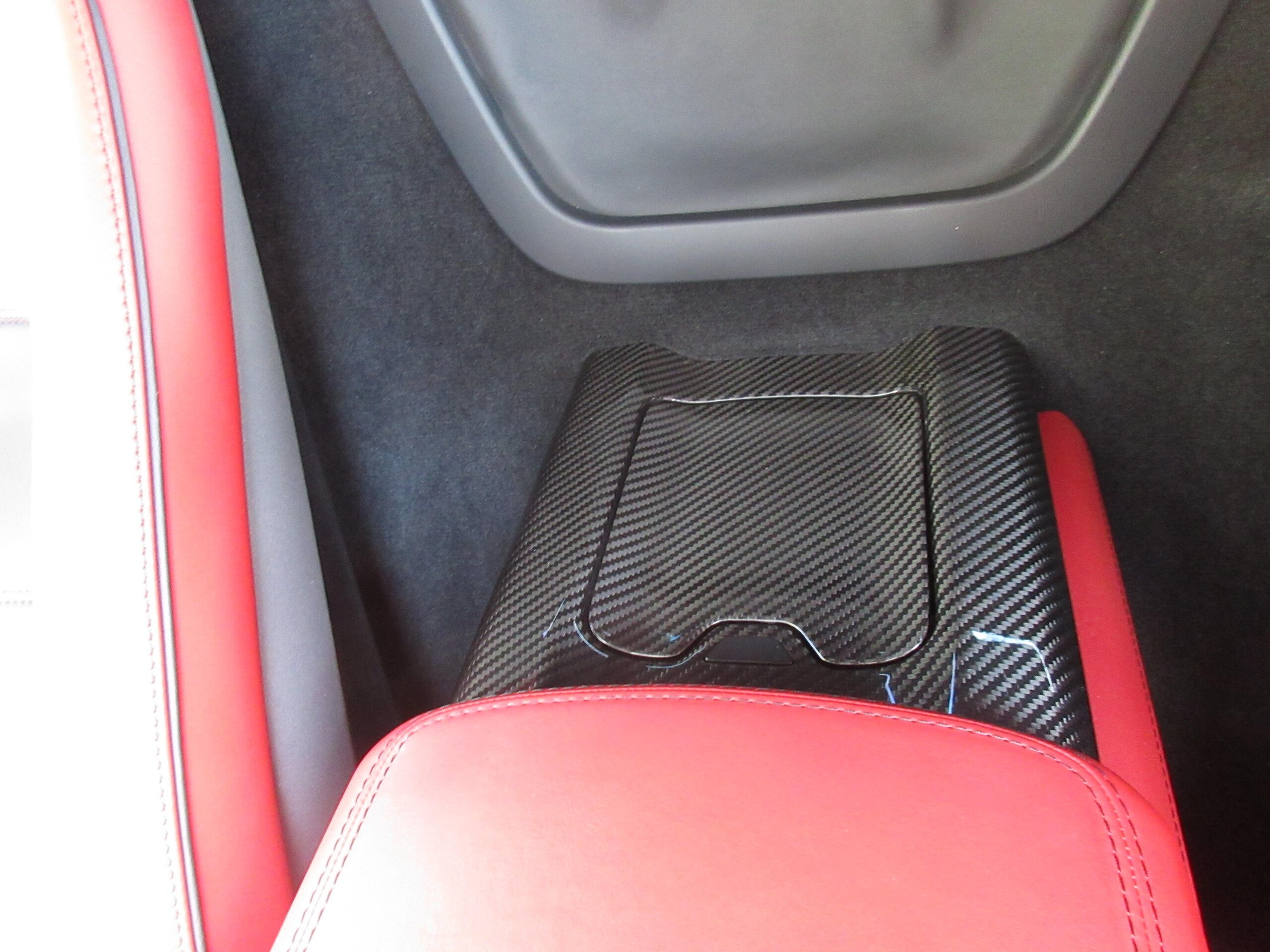 2012 Mercedes Benz SLS AMG — Photo 37 / 48