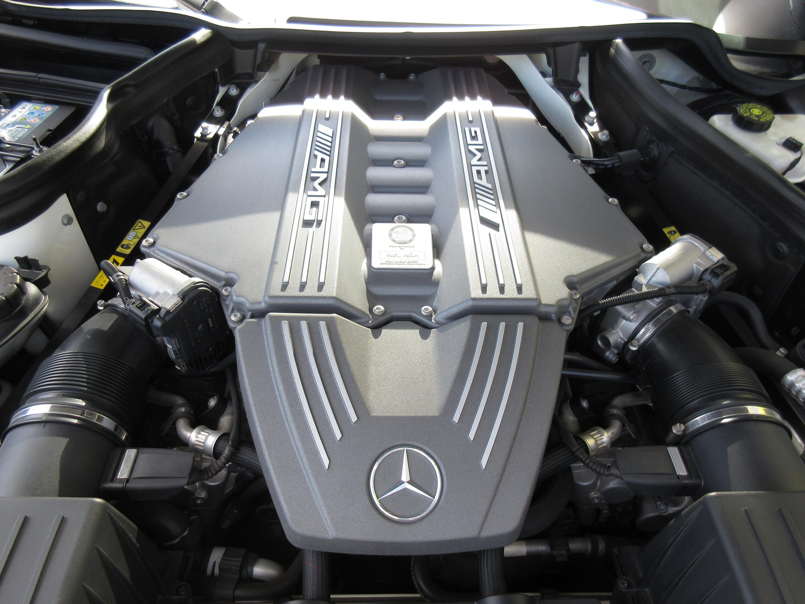 2012 Mercedes Benz SLS AMG — Photo 42 / 48