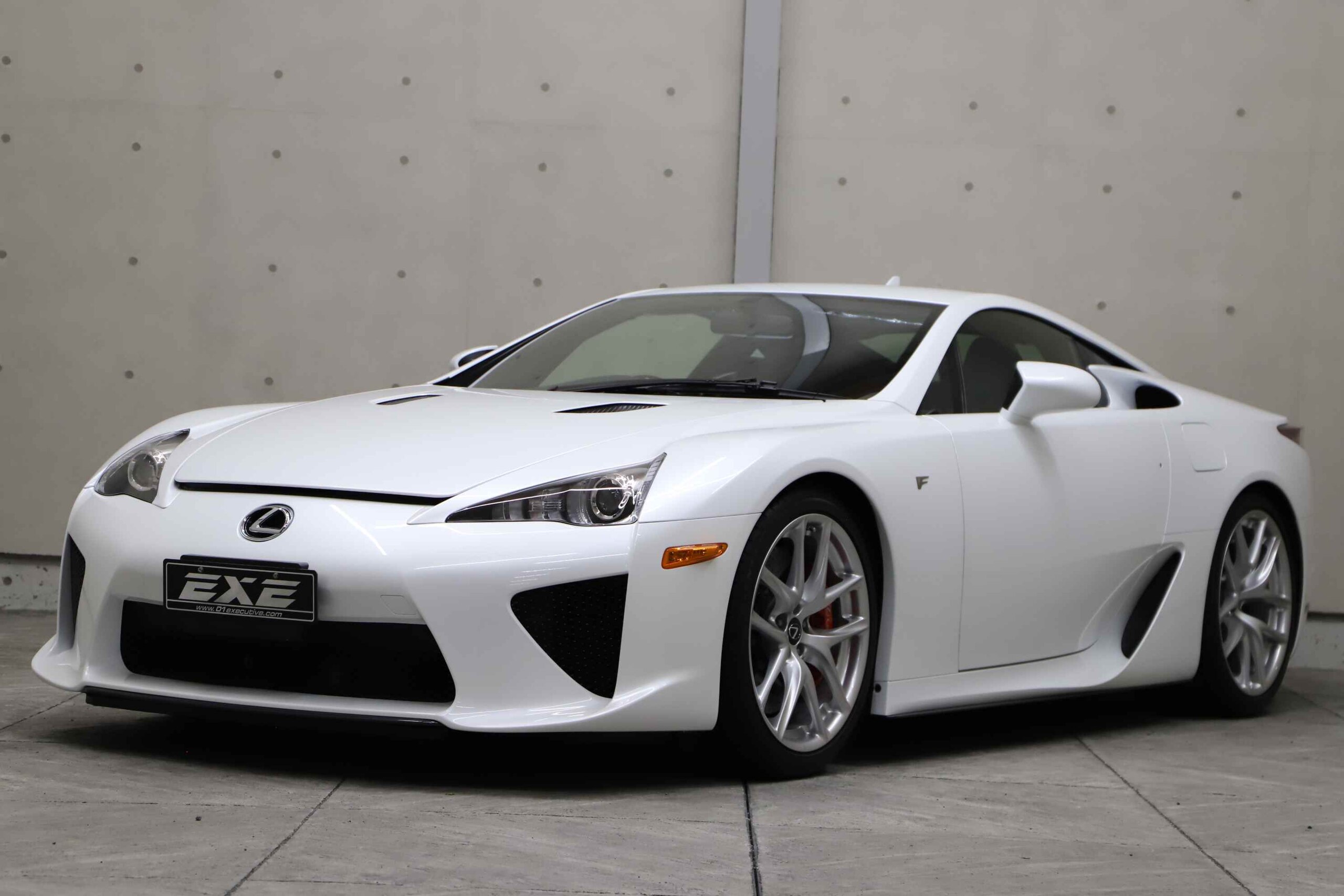 2012 Other Lexus LFA Carbon Steering Wheel for sale in Japan