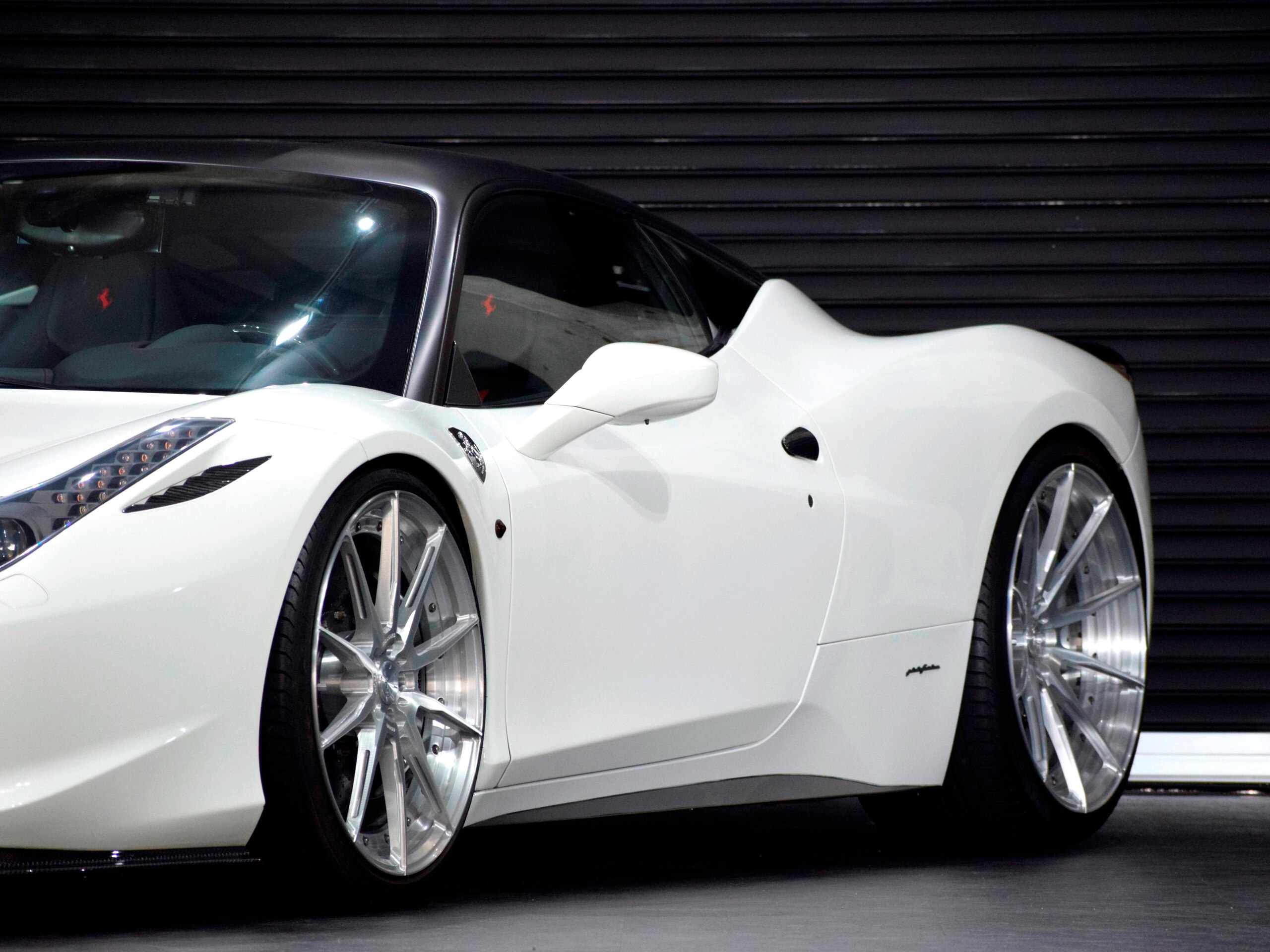 2013 Ferrari 458 Italia F1 DCT — Photo 11 / 79