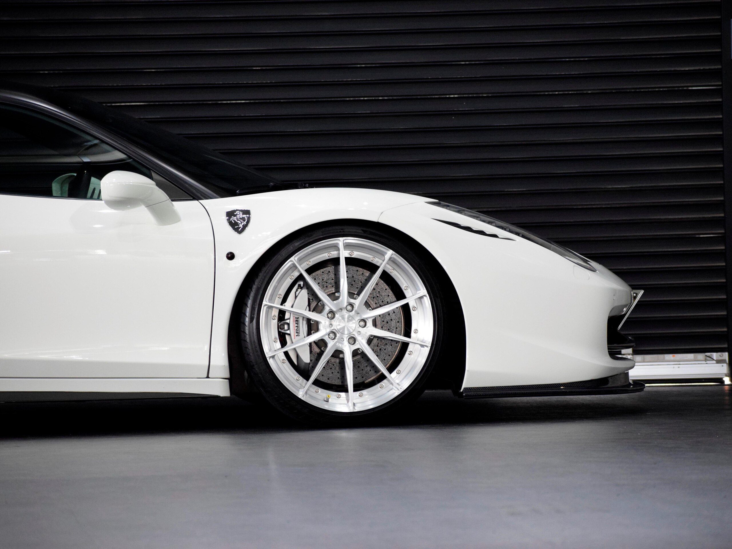 2013 Ferrari 458 Italia F1 DCT — Photo 26 / 79
