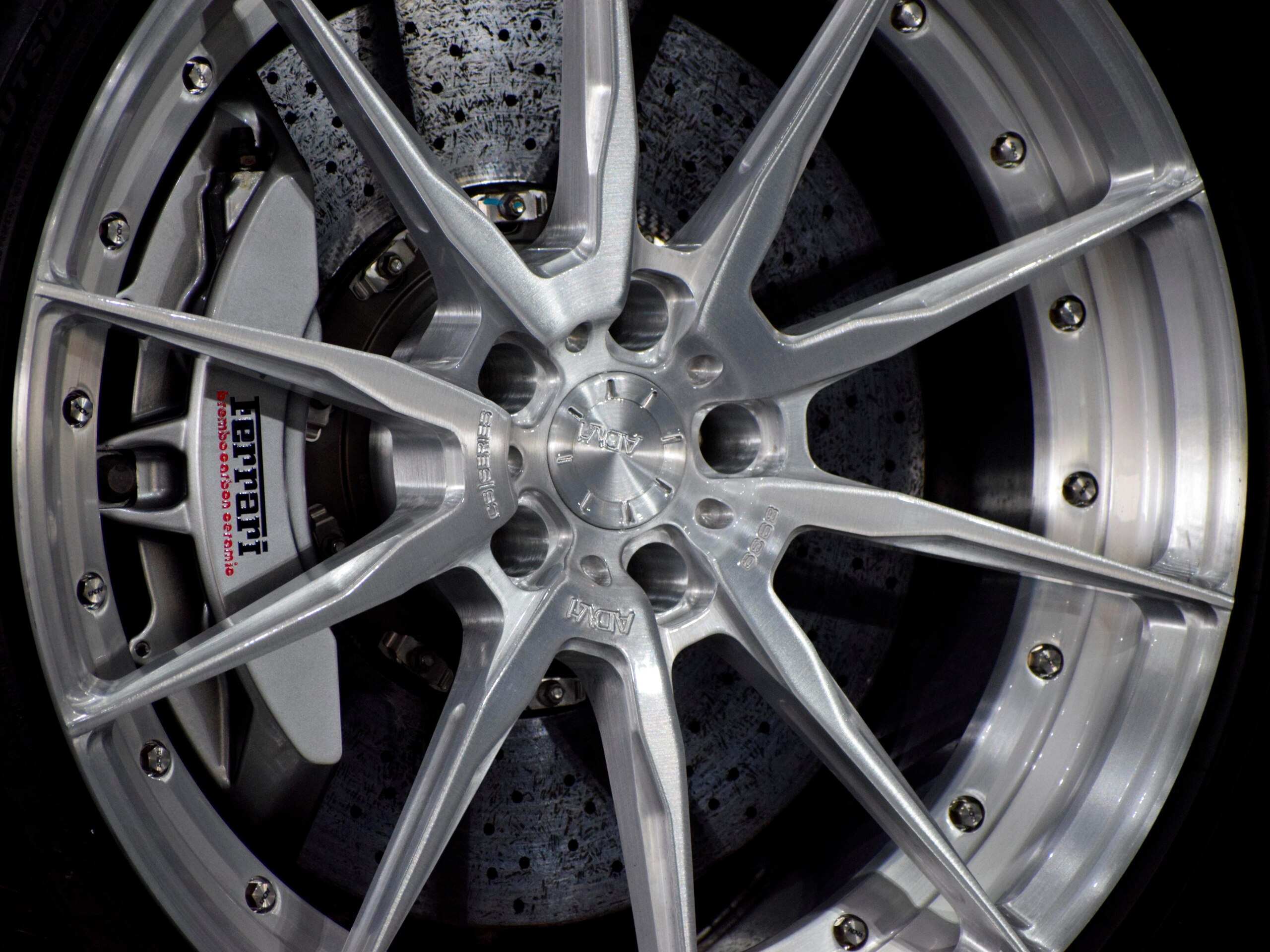 2013 Ferrari 458 Italia F1 DCT — Photo 30 / 79