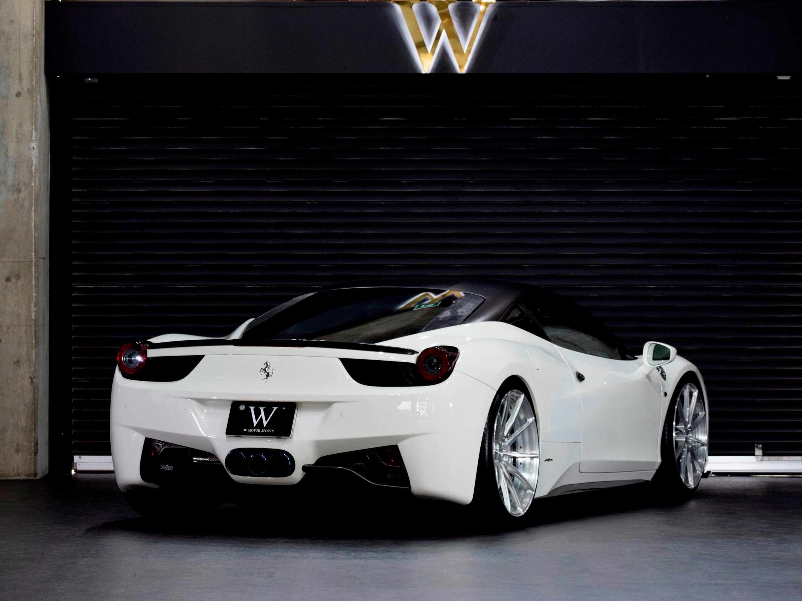 2013 Ferrari 458 Italia F1 DCT — Photo 48 / 79
