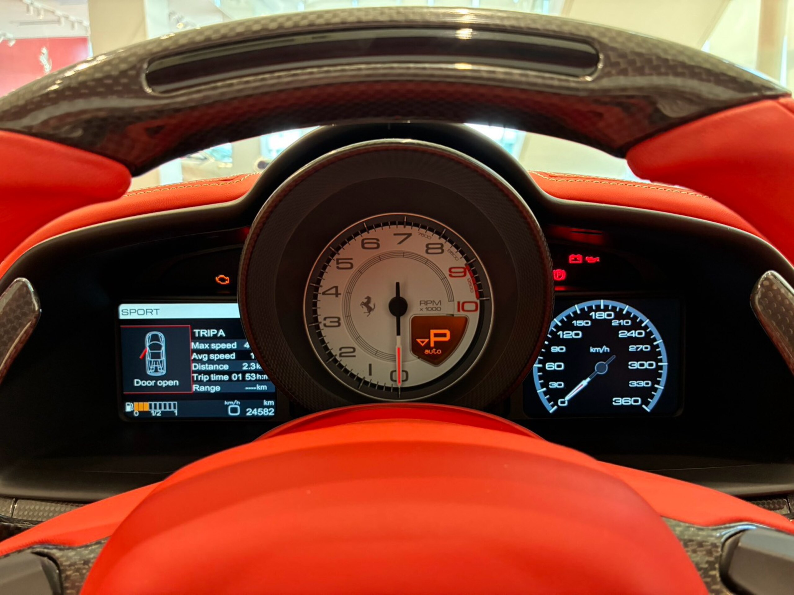 2013 Ferrari 458 Spider — Photo 20 / 29