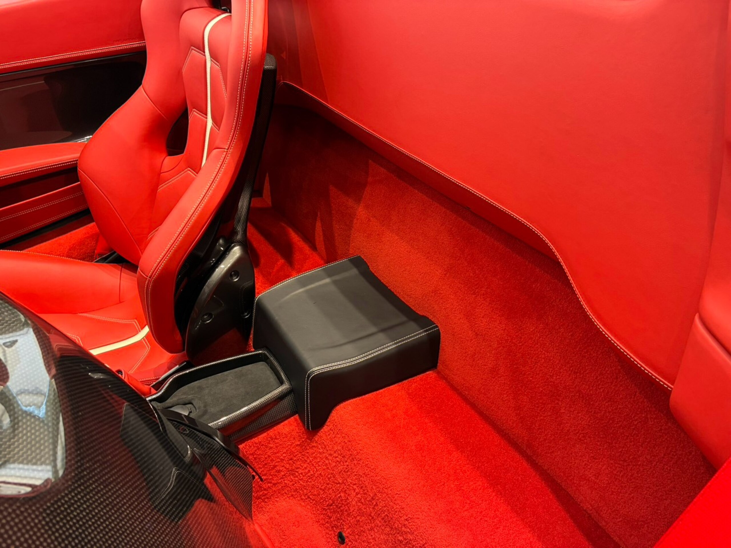 2013 Ferrari 458 Spider — Photo 23 / 29