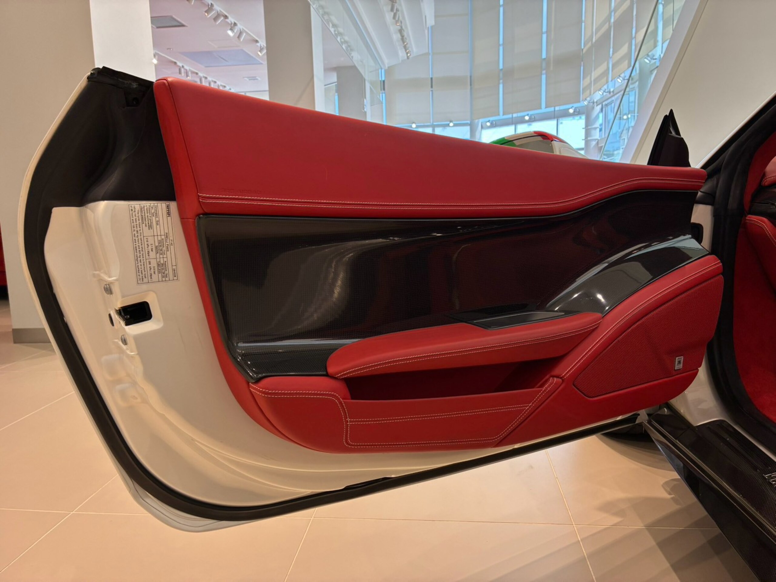 2013 Ferrari 458 Spider — Photo 28 / 31