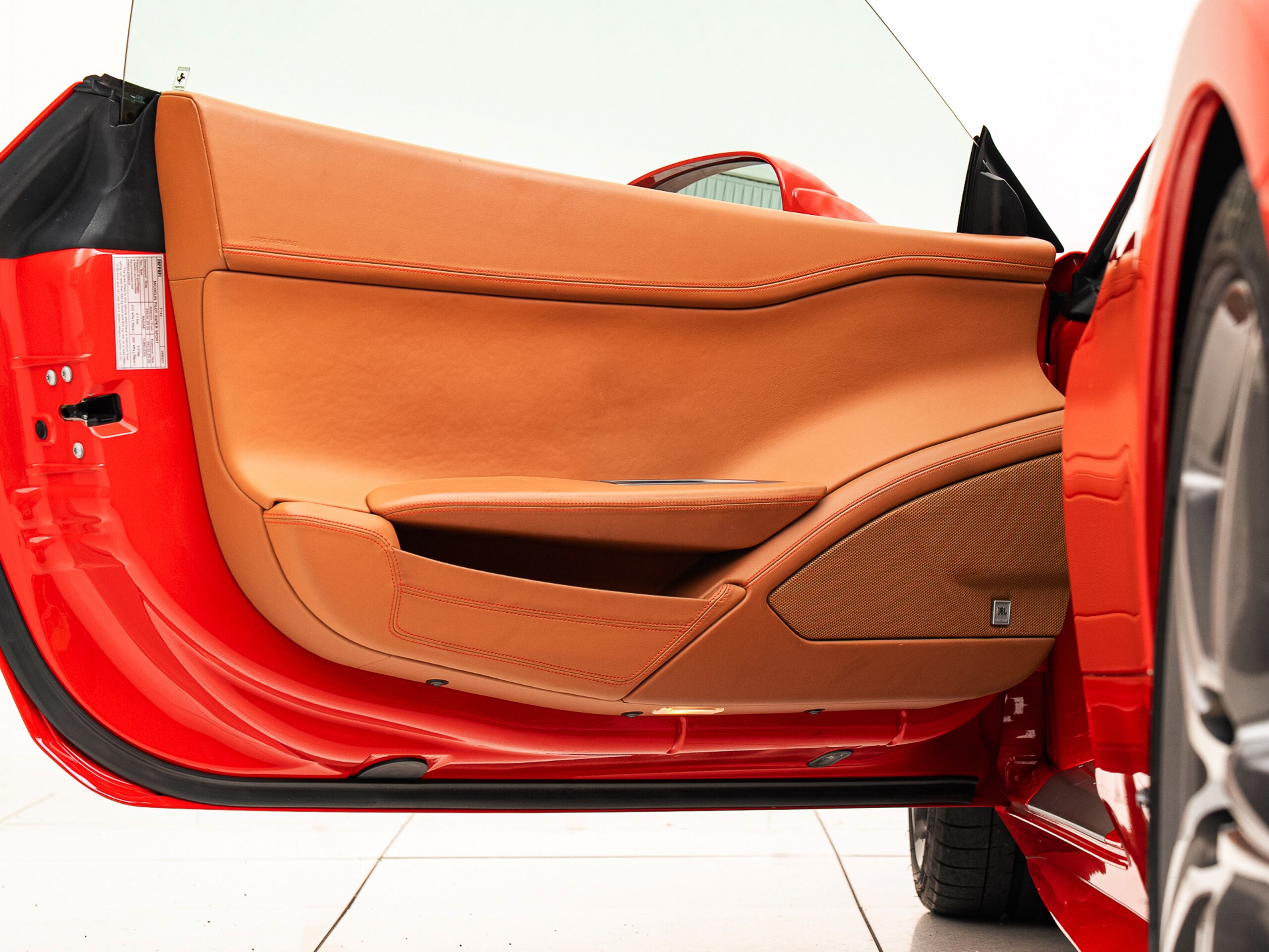 2013 Ferrari 458 Spider — Photo 28 / 49