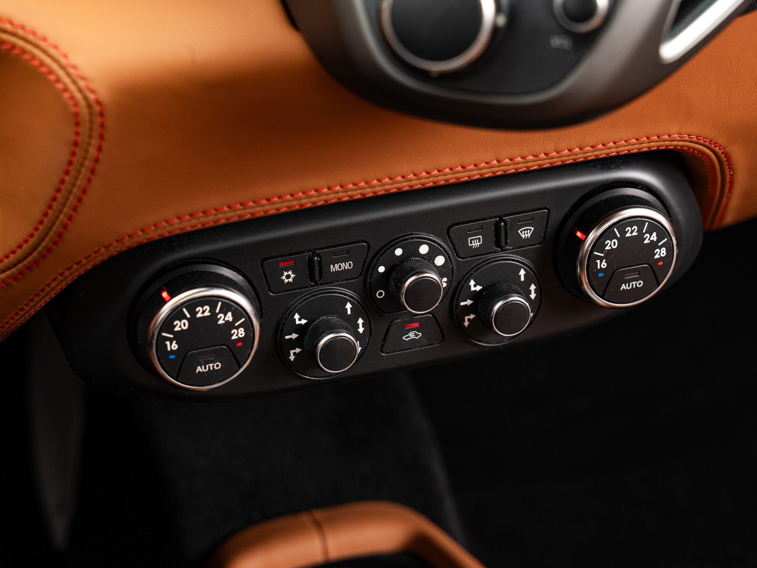2013 Ferrari 458 Spider — Photo 33 / 49