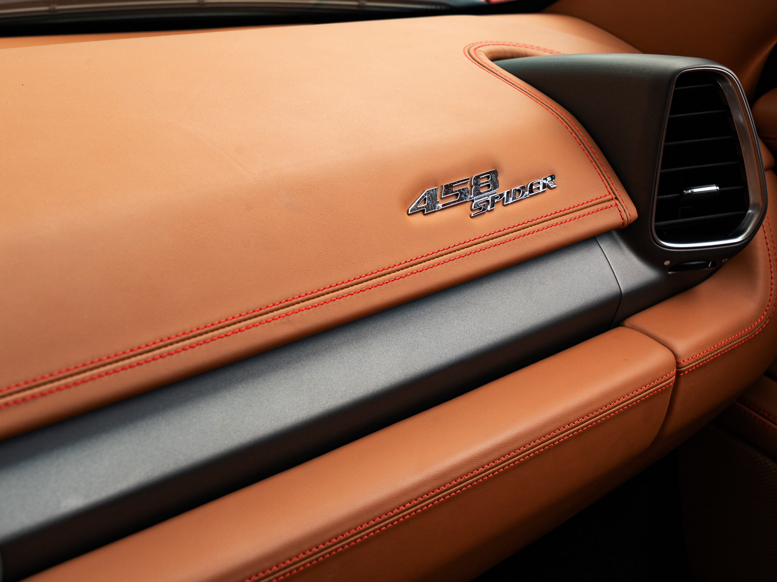 2013 Ferrari 458 Spider — Photo 37 / 49