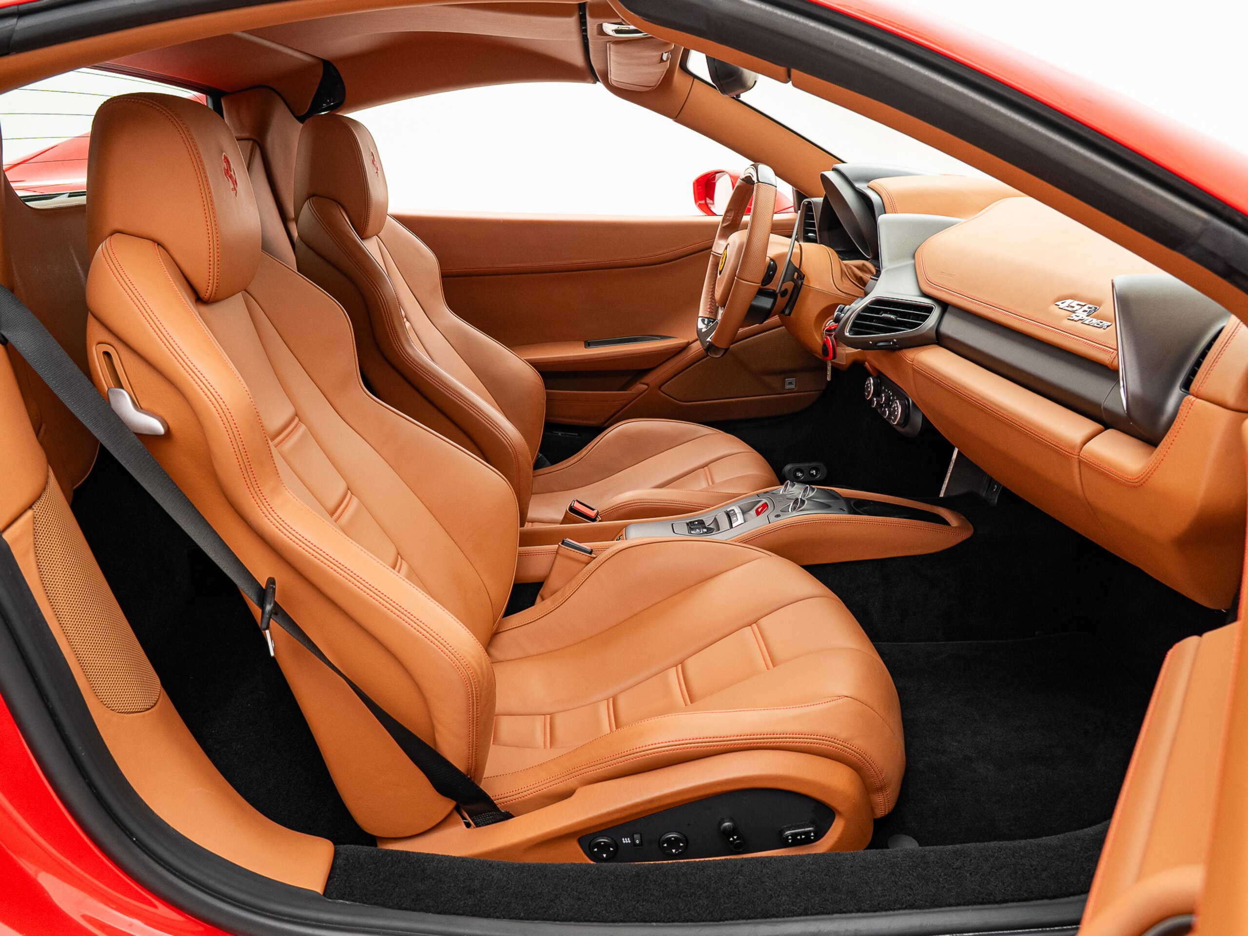 2013 Ferrari 458 Spider — Photo 38 / 49