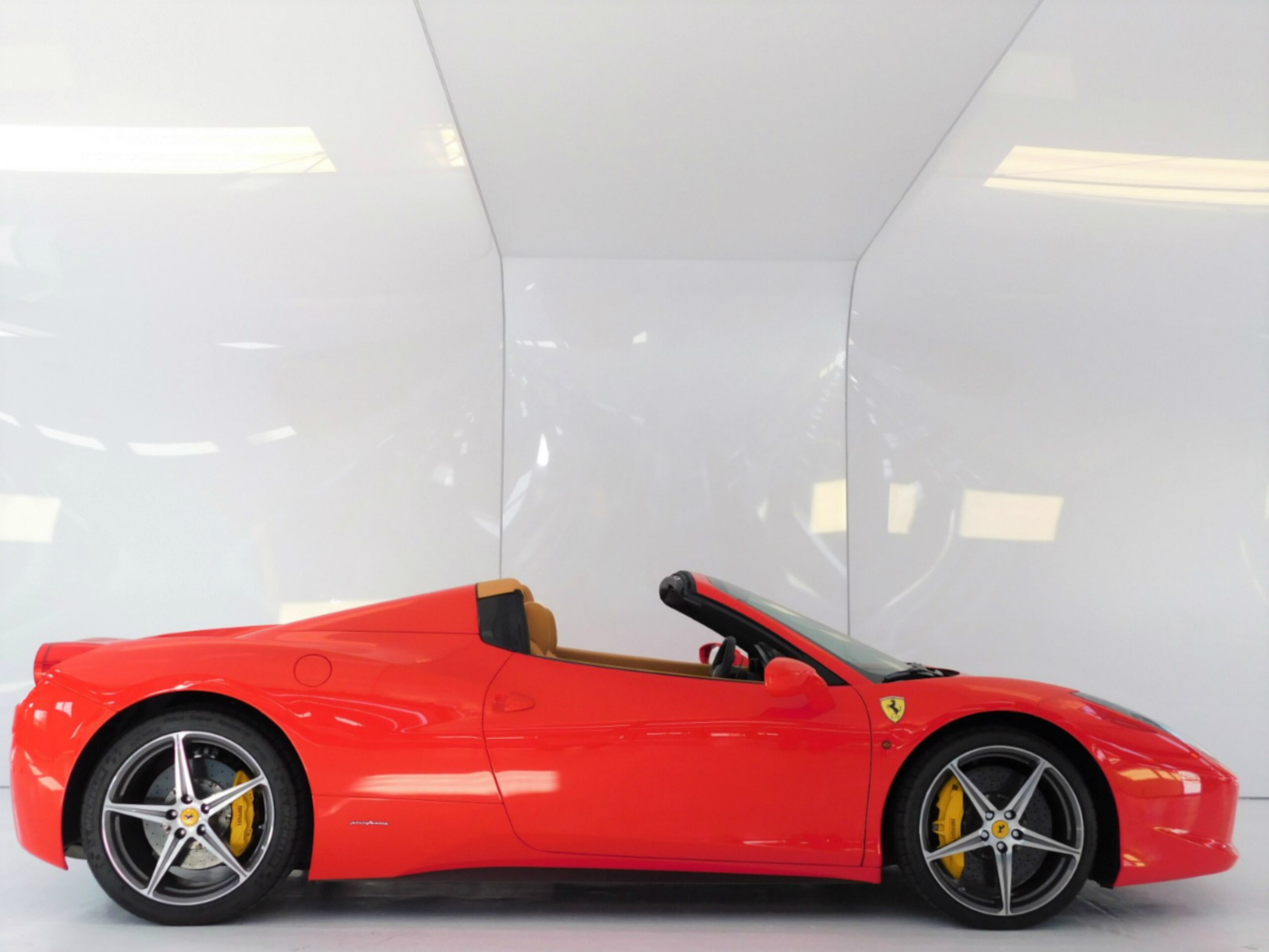 2013 Ferrari 458 Spider — Photo 6 / 61