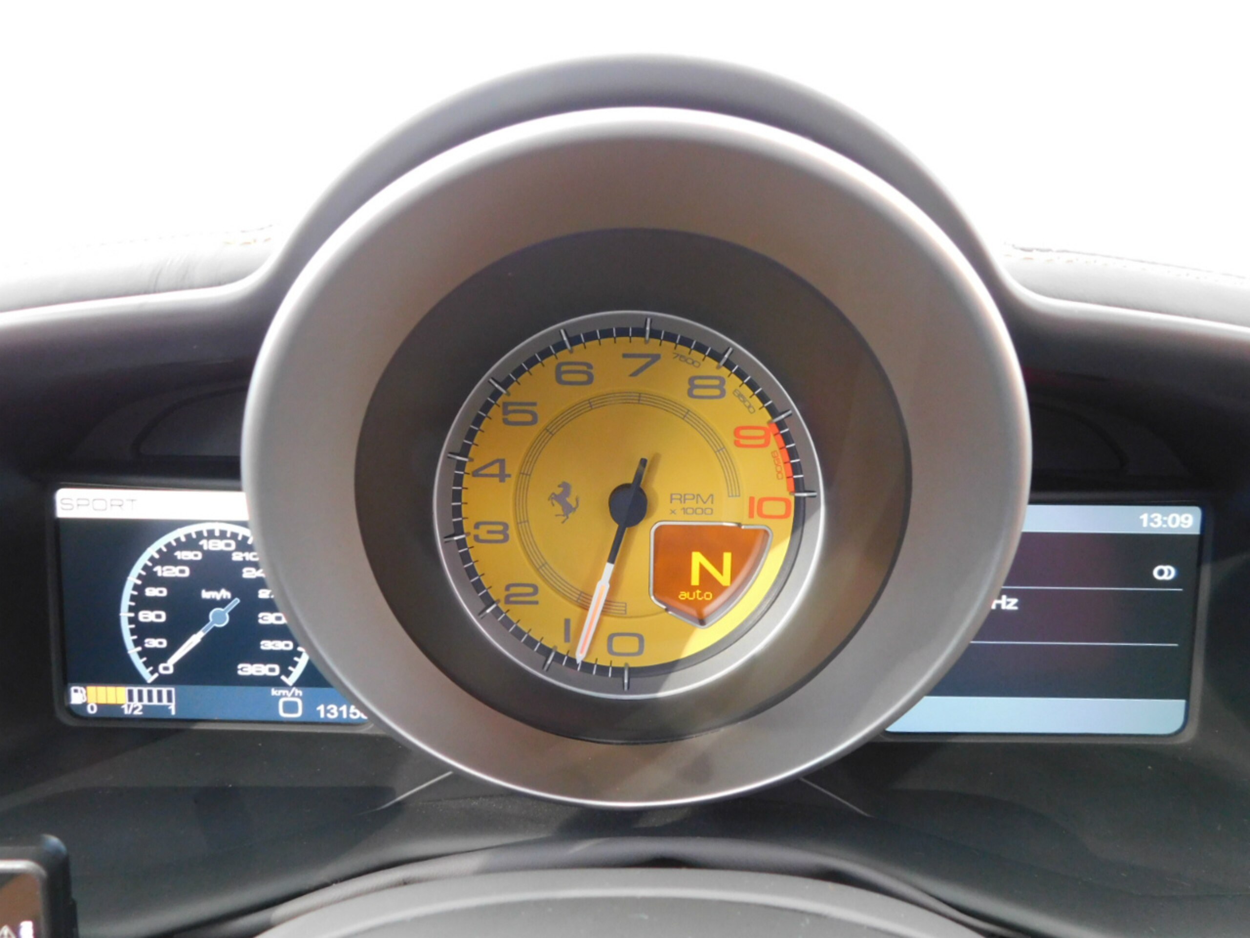 2013 Ferrari 458 Spider — Photo 17 / 61