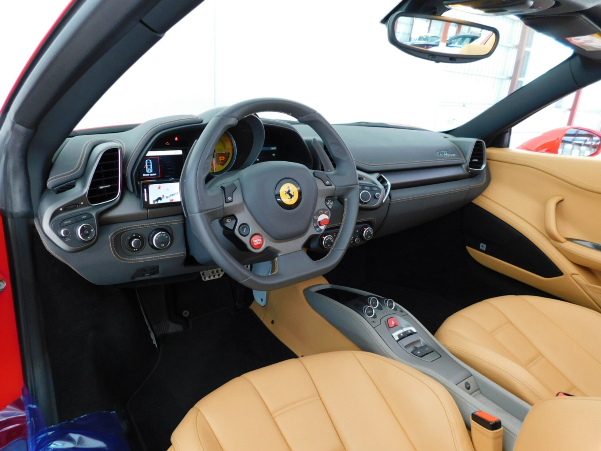 2013 Ferrari 458 Spider — Photo 21 / 61