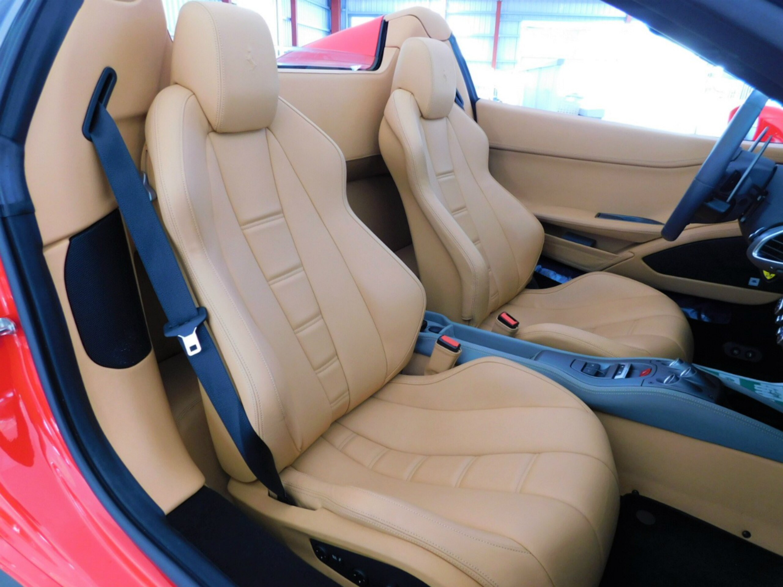 2013 Ferrari 458 Spider — Photo 25 / 61