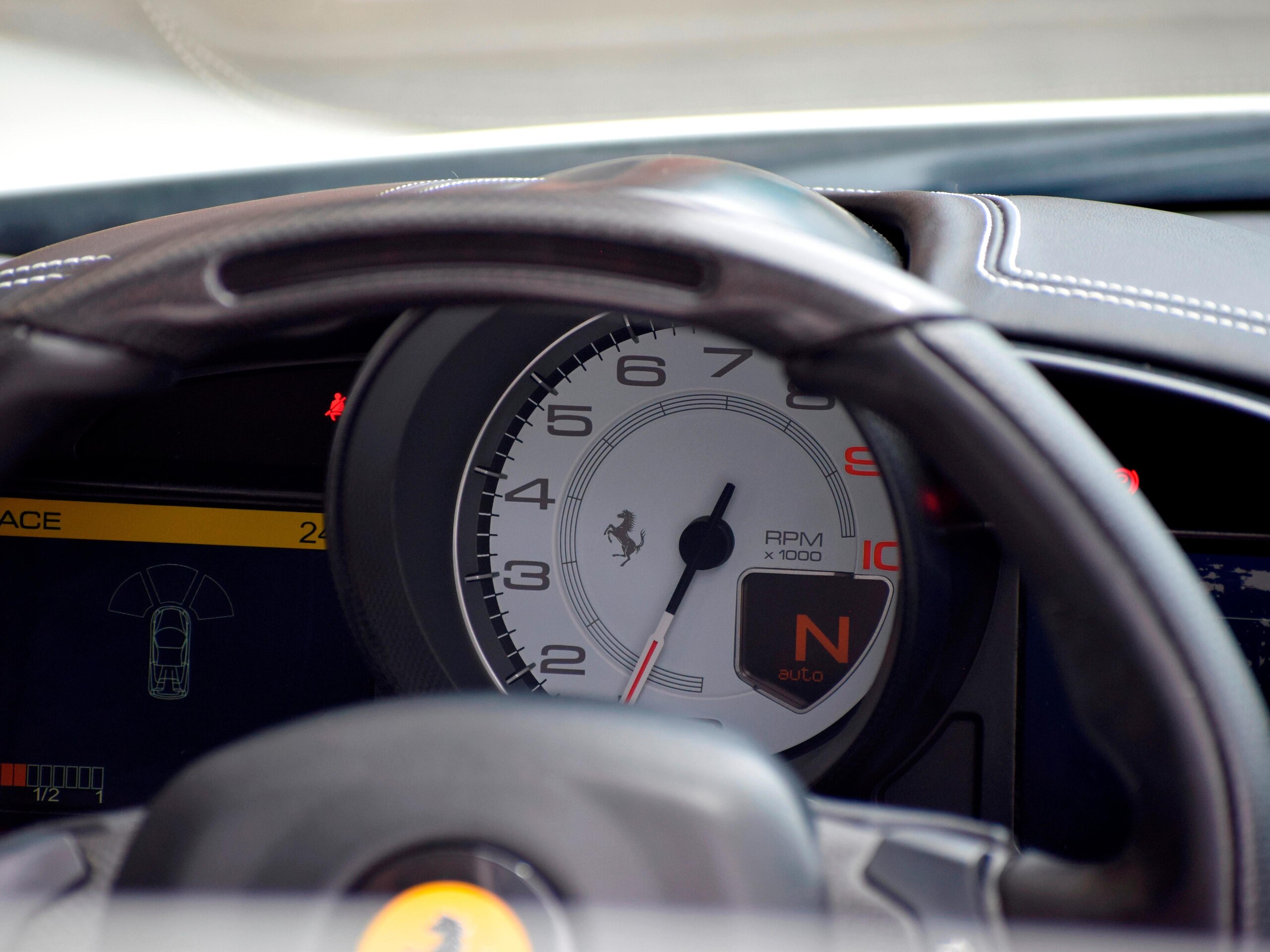 2013 Ferrari 458 Spider Tailor Made — Photo 9 / 78