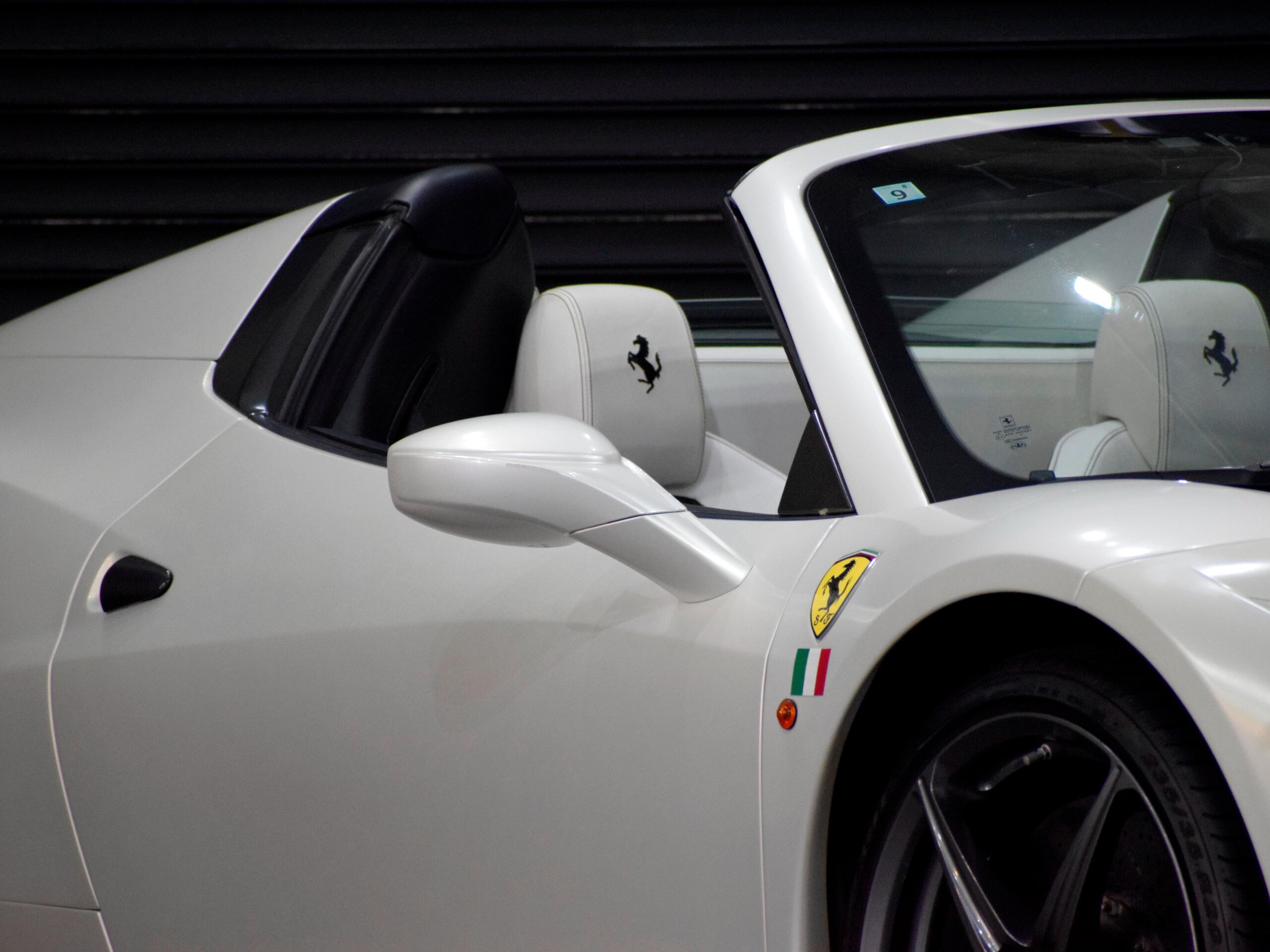 2013 Ferrari 458 Spider Tailor Made — Photo 21 / 78