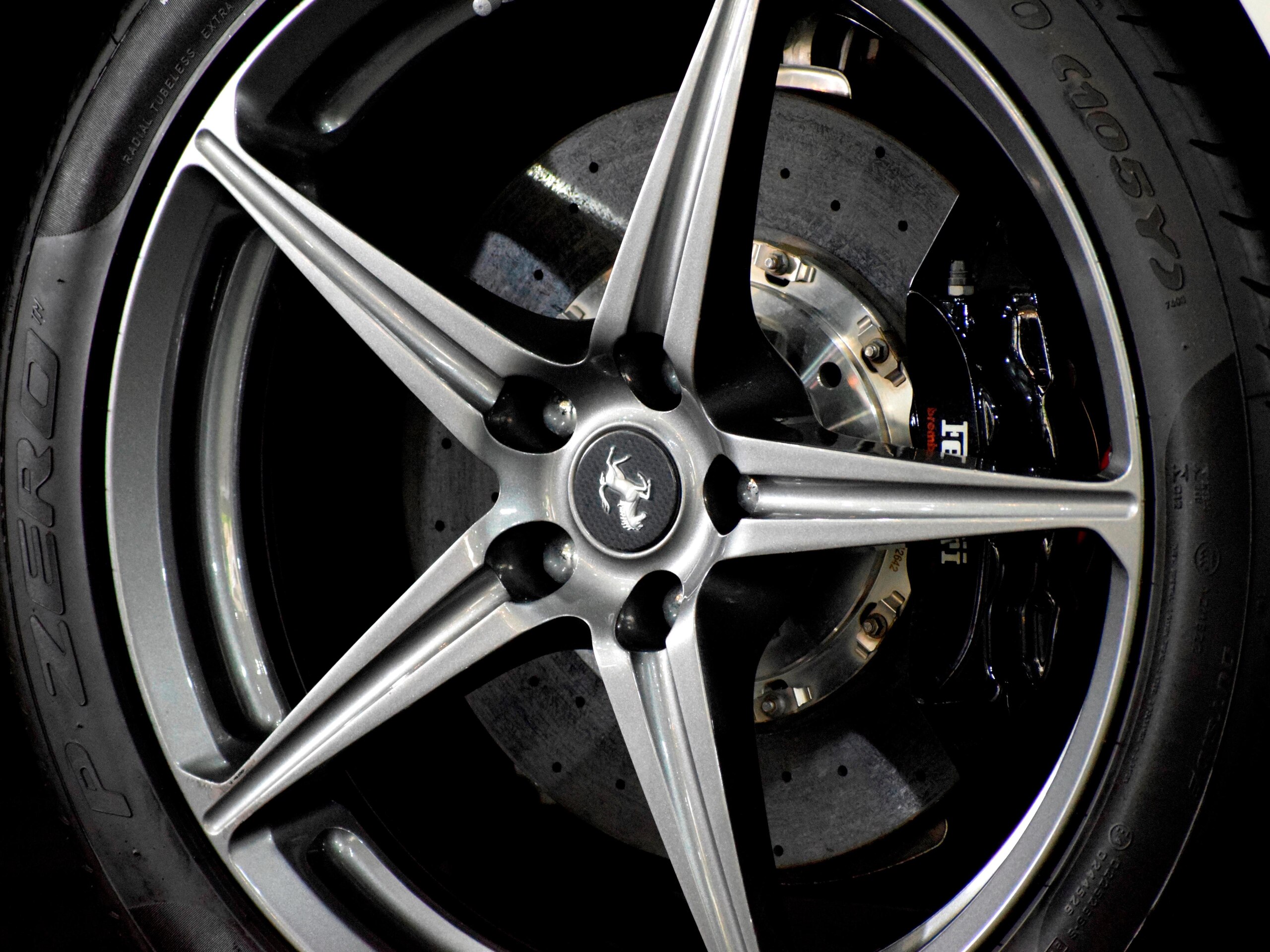 2013 Ferrari 458 Spider Tailor Made — Photo 29 / 78