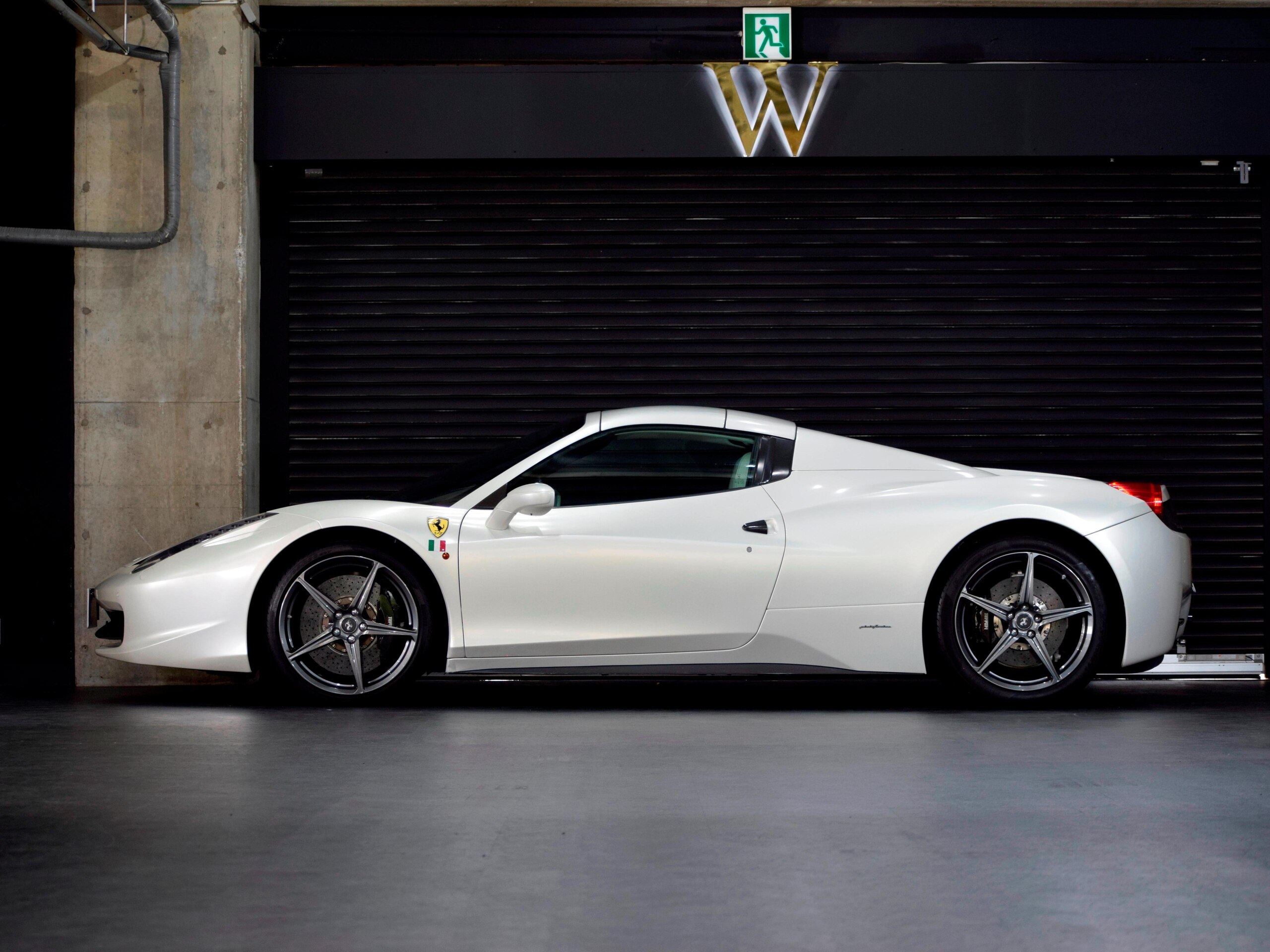 2013 Ferrari 458 Spider Tailor Made — Photo 31 / 78