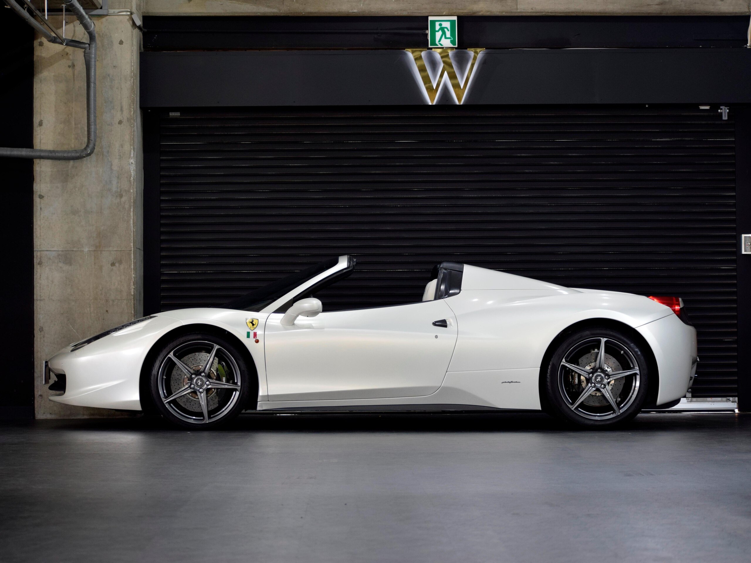 2013 Ferrari 458 Spider Tailor Made — Photo 32 / 78