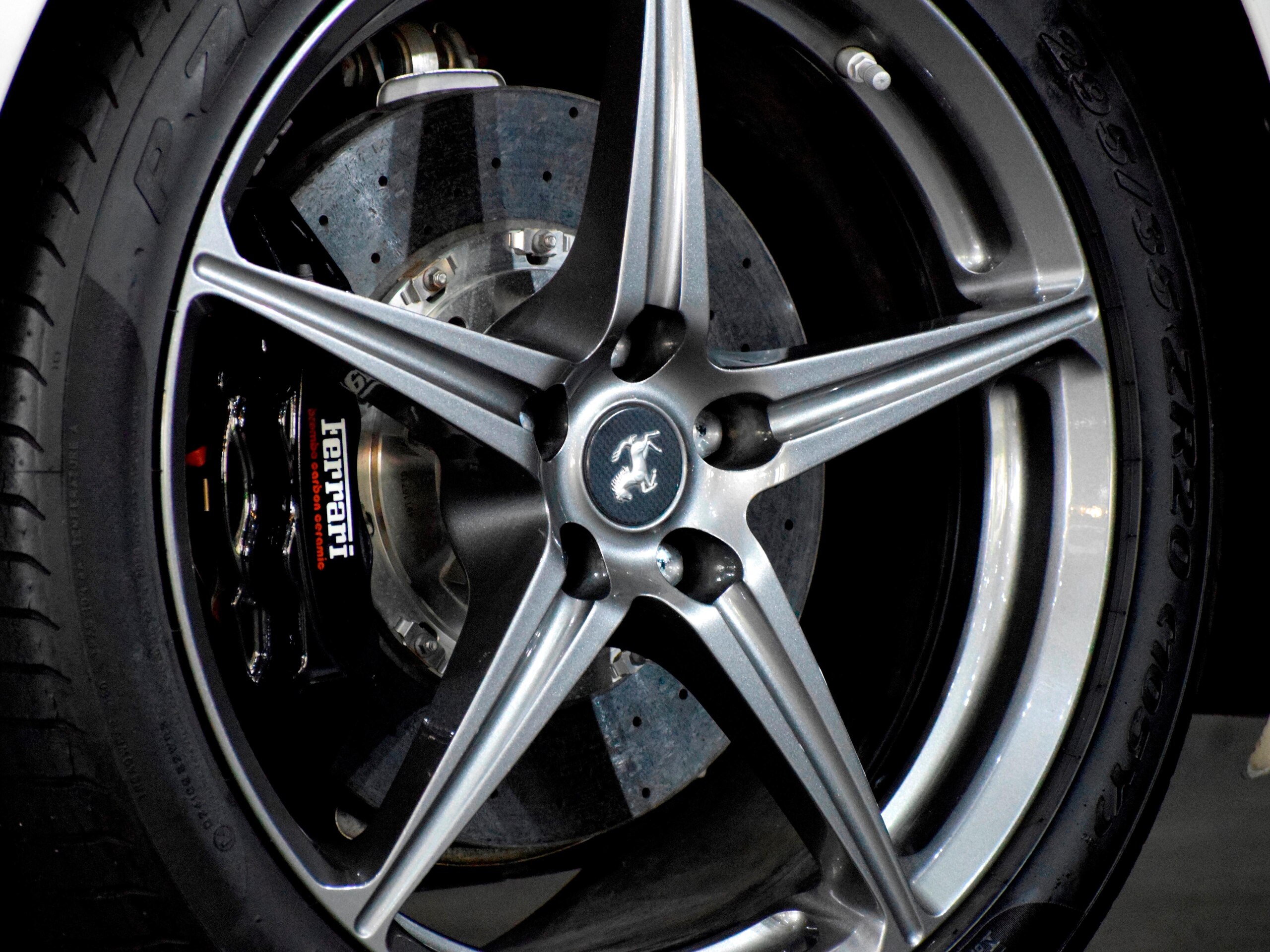 2013 Ferrari 458 Spider Tailor Made — Photo 38 / 78