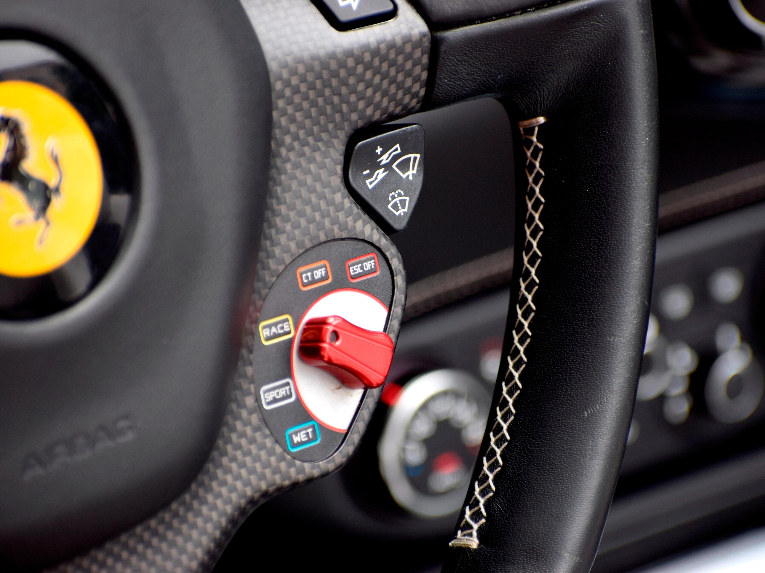2013 Ferrari 458 Spider Tailor Made — Photo 59 / 78