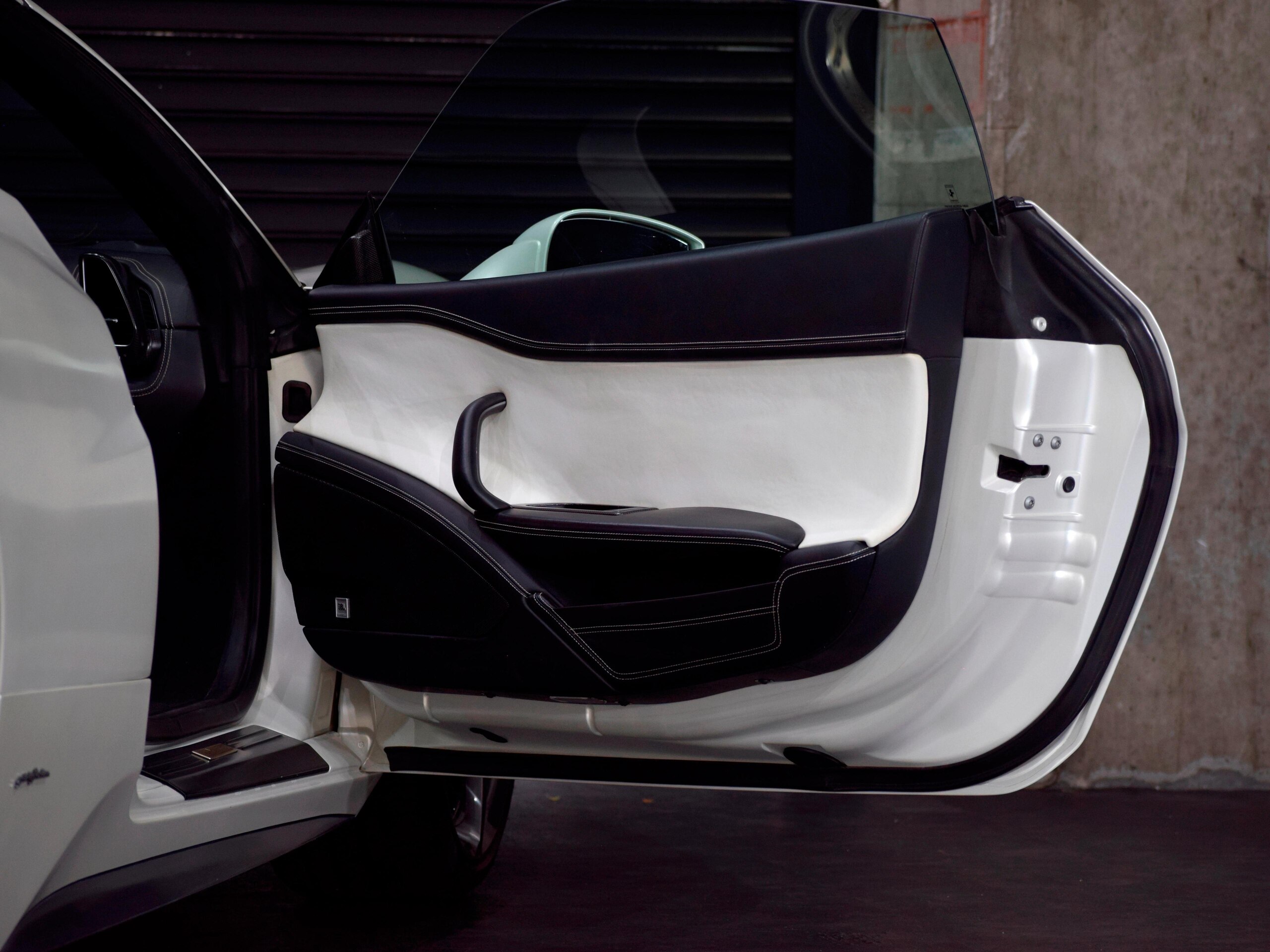 2013 Ferrari 458 Spider Tailor Made — Photo 72 / 78