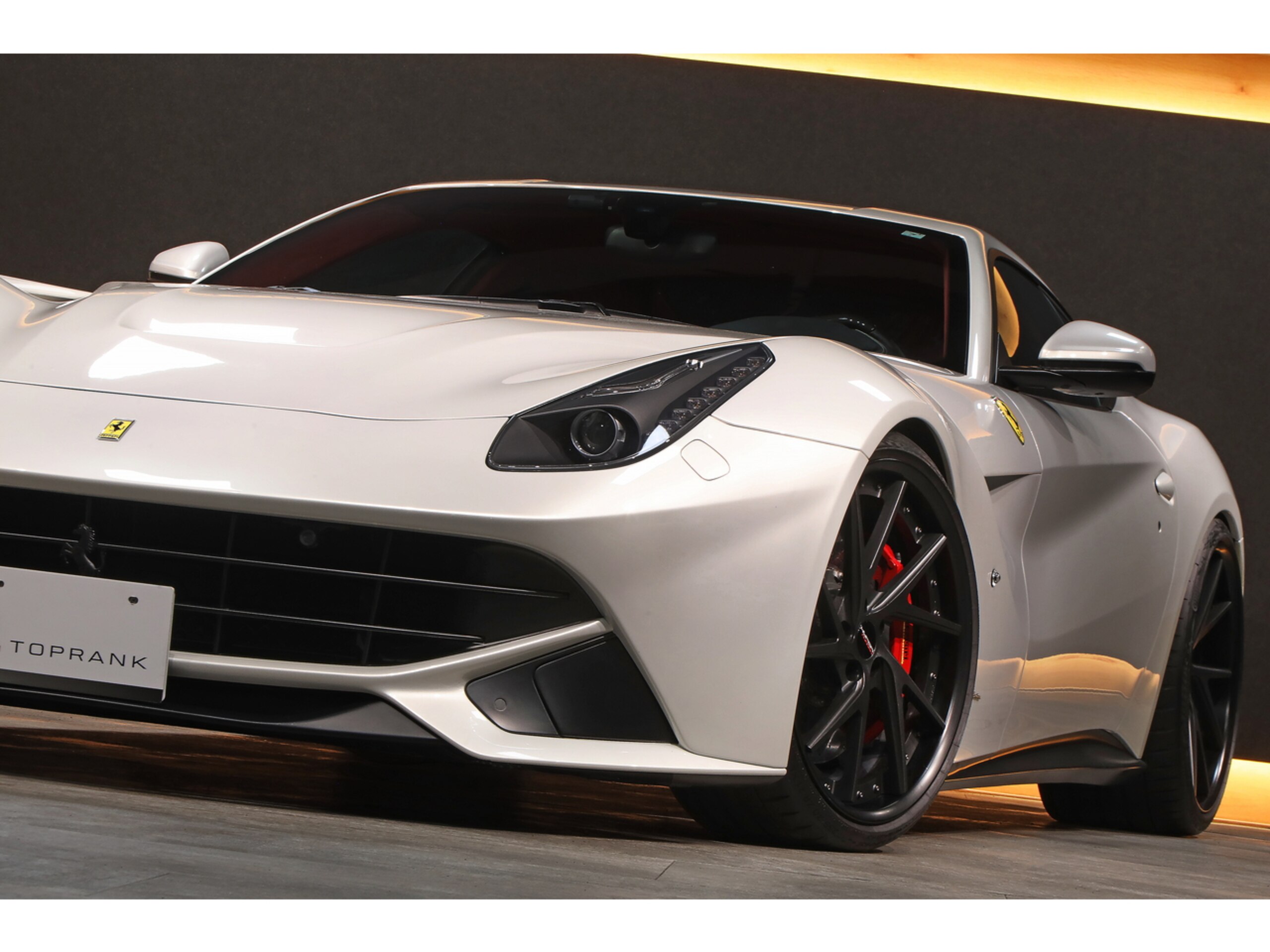 2013 Ferrari F12 Berlinetta — Photo 10 / 44