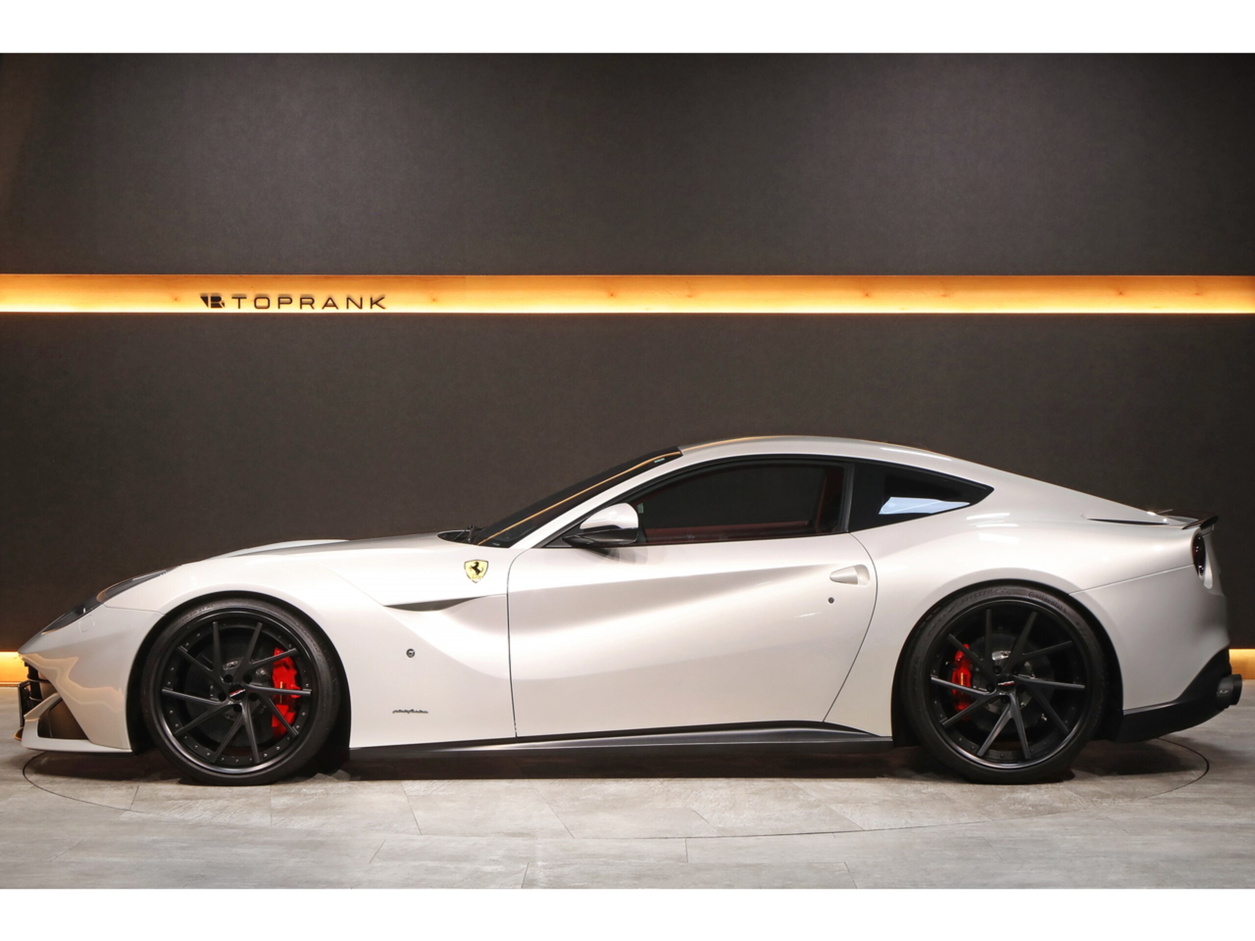 2013 Ferrari F12 Berlinetta — Photo 18 / 44