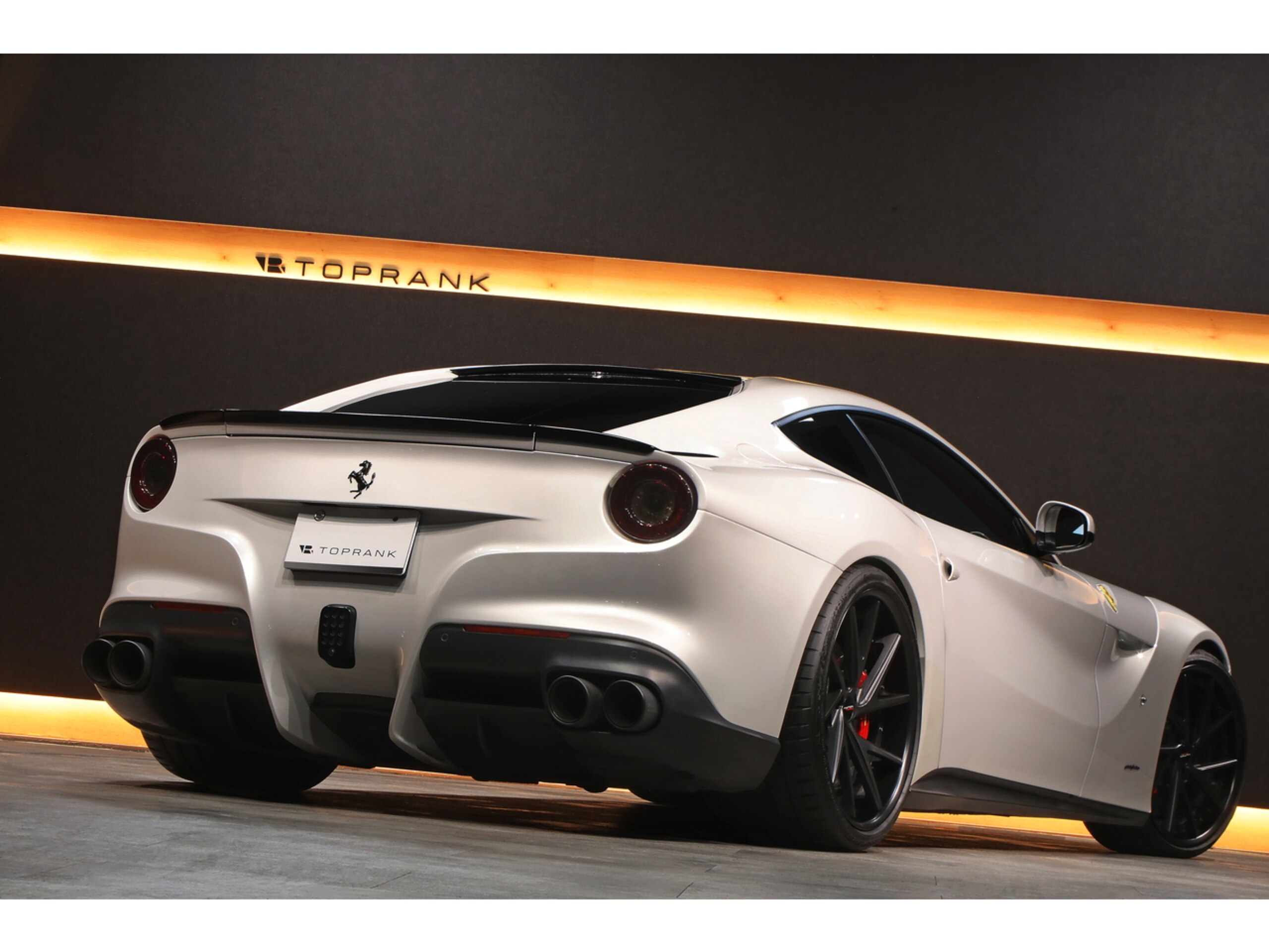 2013 Ferrari F12 Berlinetta — Photo 25 / 44