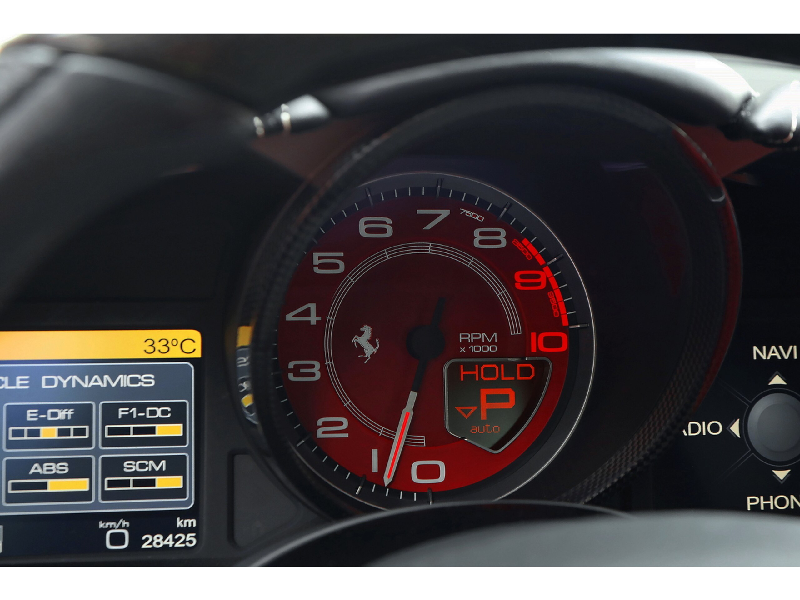 2013 Ferrari F12 Berlinetta — Photo 37 / 44