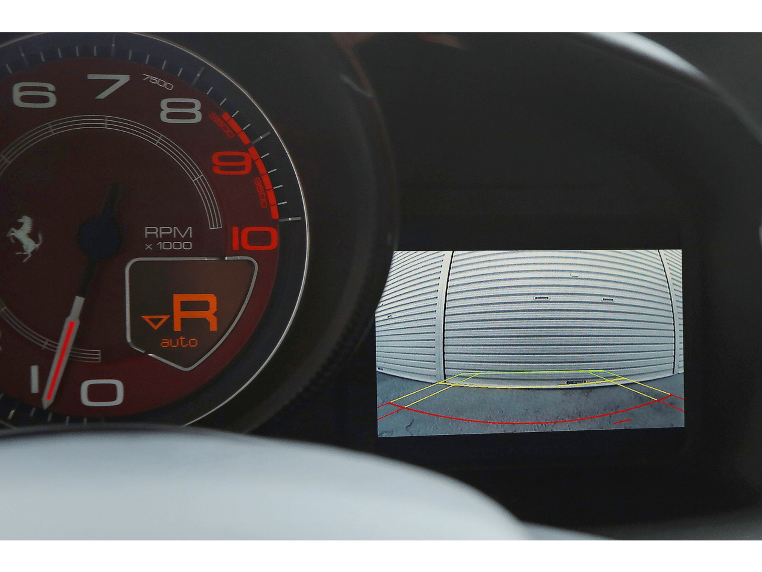 2013 Ferrari F12 Berlinetta — Photo 38 / 44