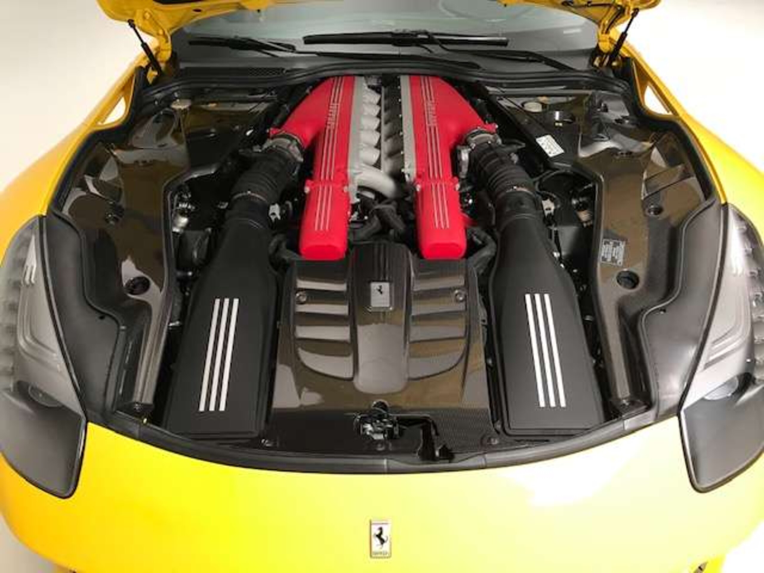 2013 Ferrari F12 Berlinetta — Photo 13 / 14