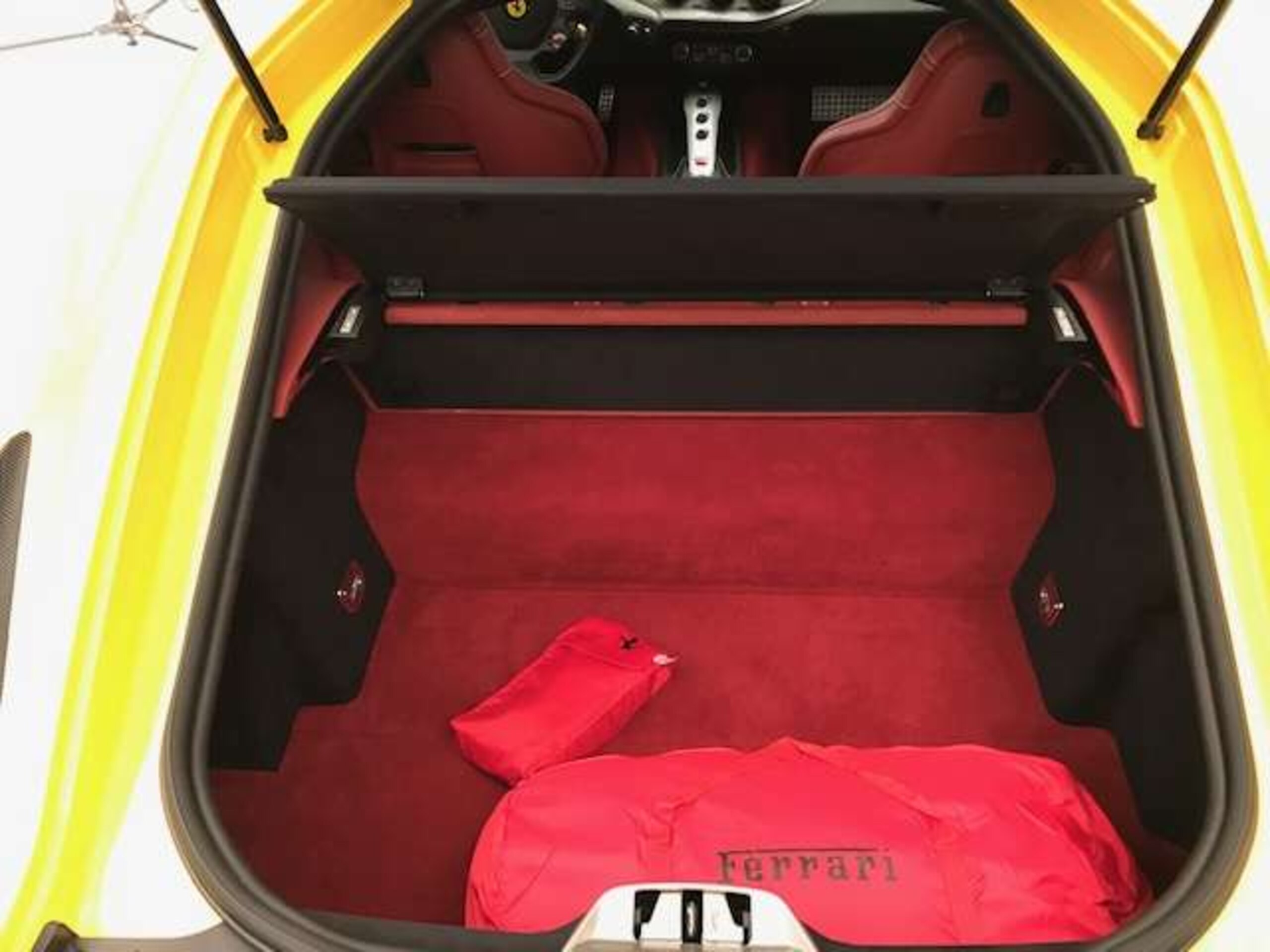 2013 Ferrari F12 Berlinetta — Photo 14 / 14
