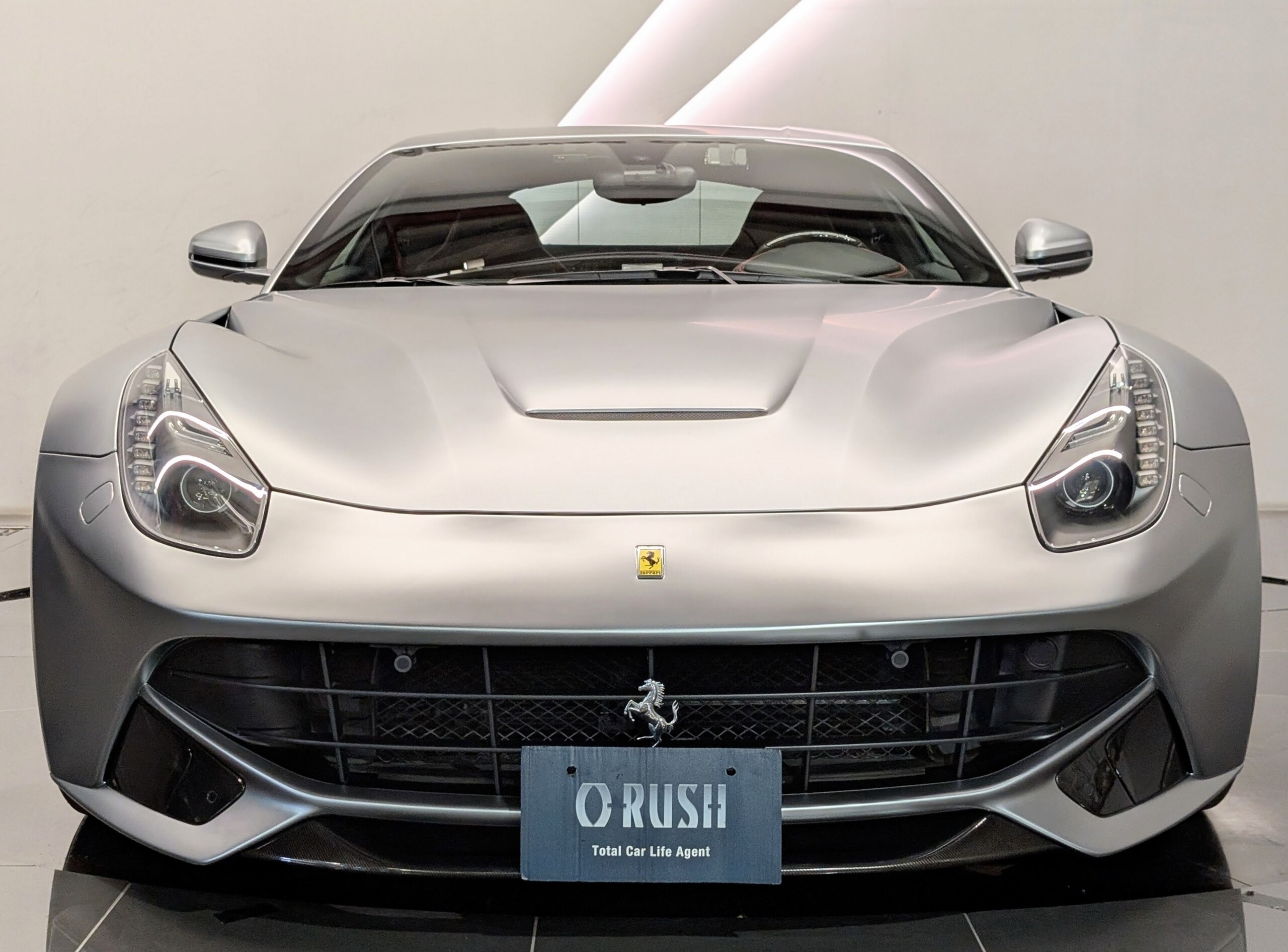 2013 Ferrari F12 Berlinetta — Photo 11 / 38