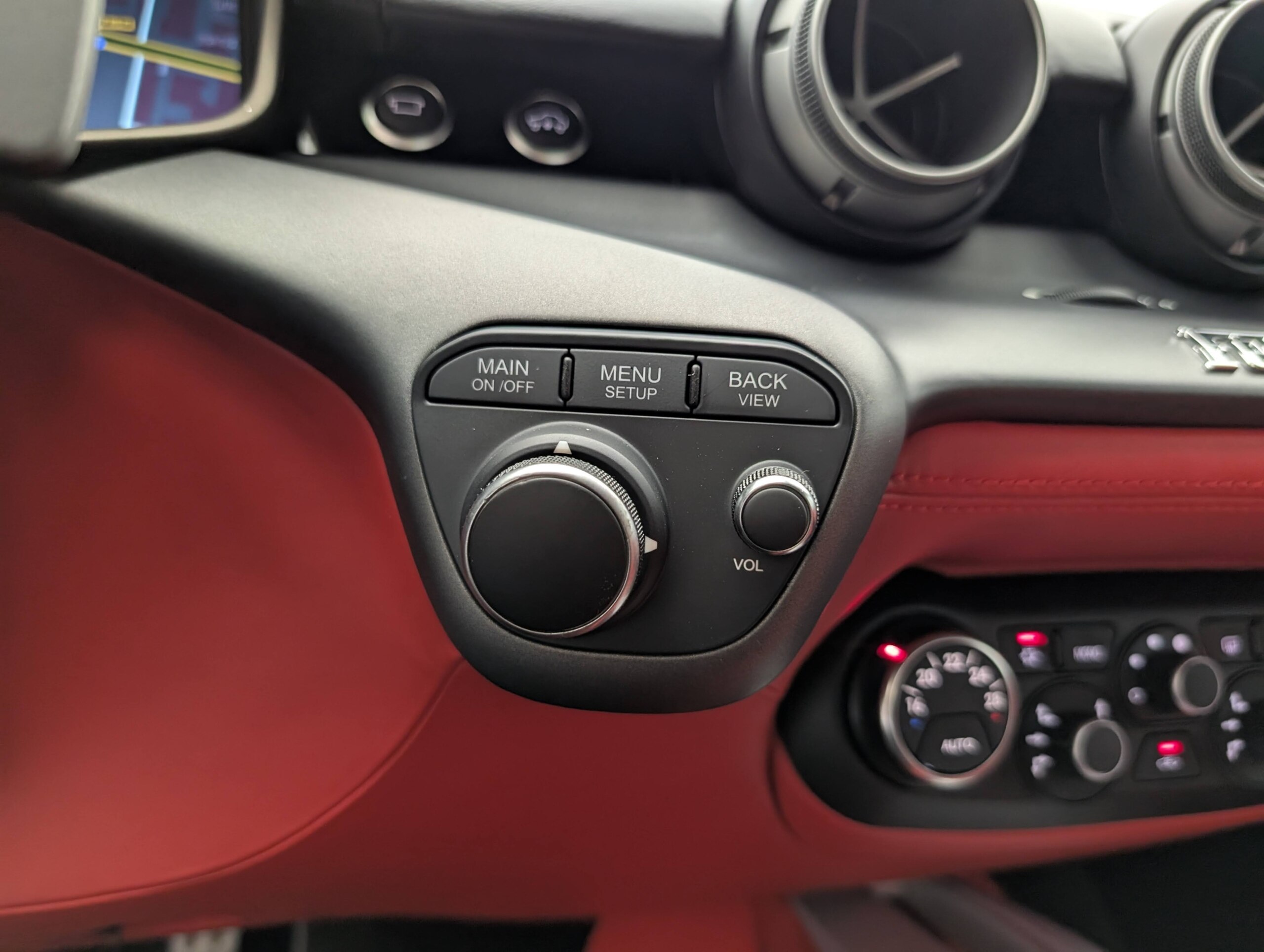 2013 Ferrari F12 Berlinetta — Photo 26 / 38
