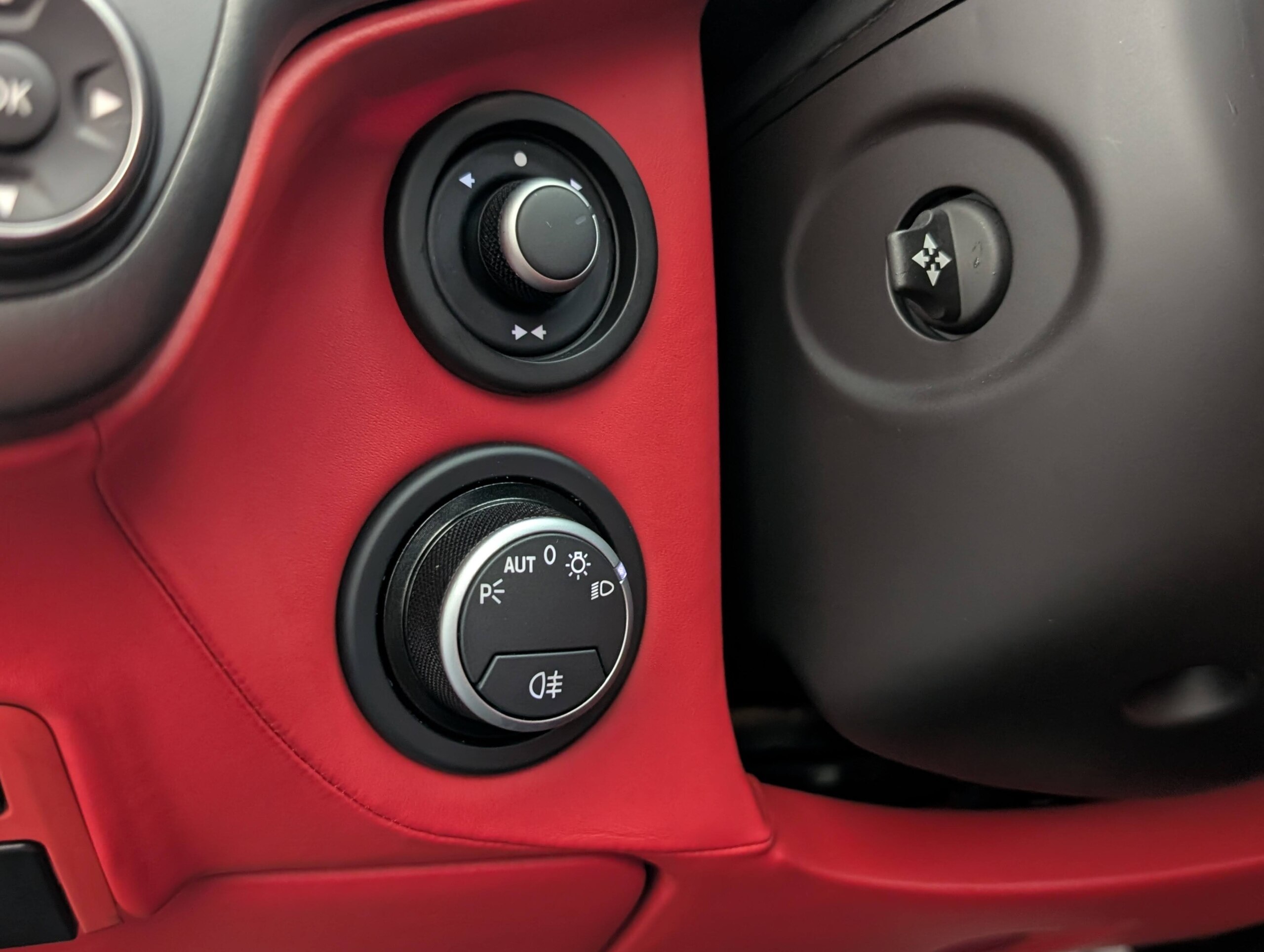2013 Ferrari F12 Berlinetta — Photo 28 / 38