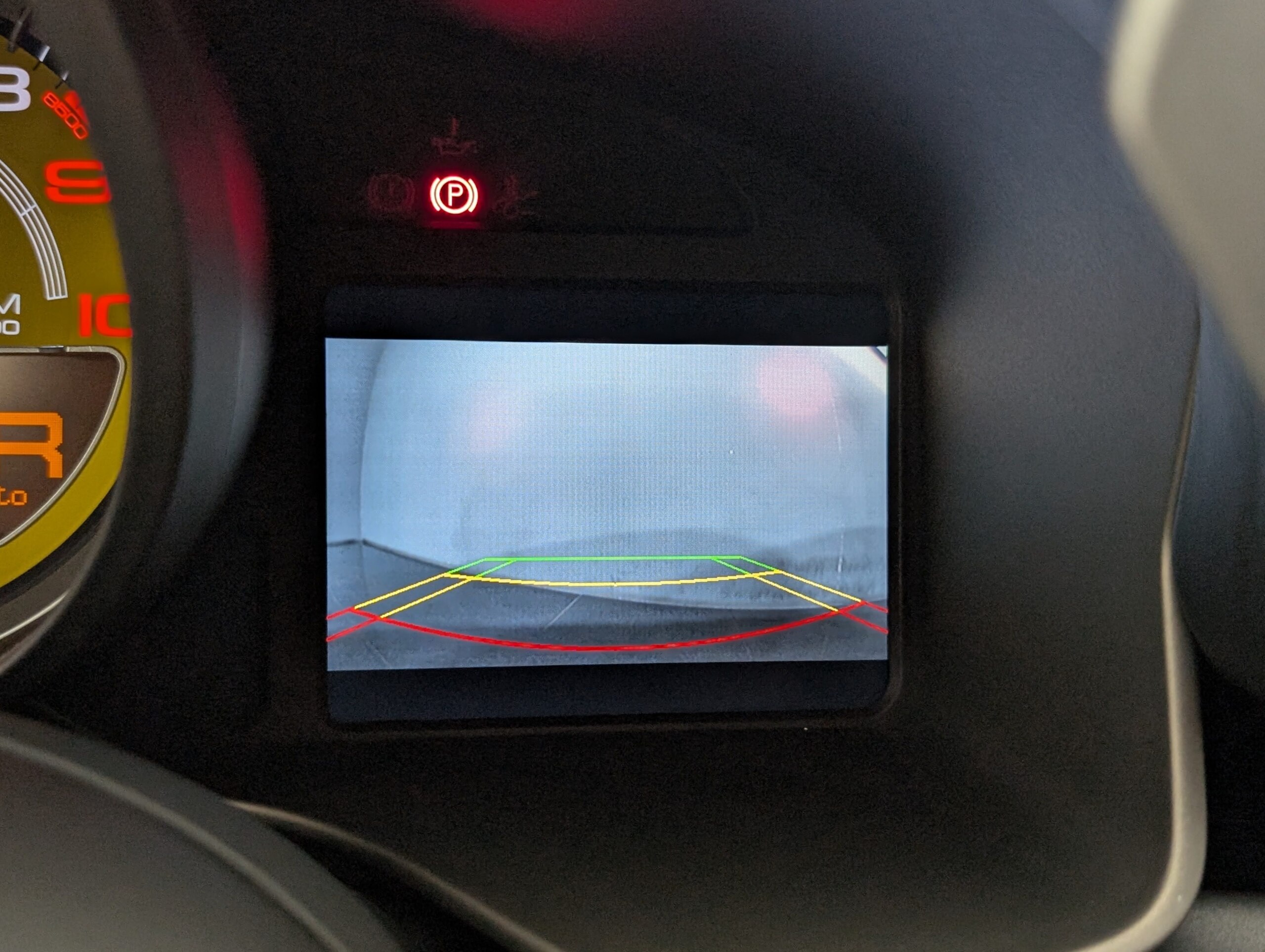 2013 Ferrari F12 Berlinetta — Photo 34 / 38