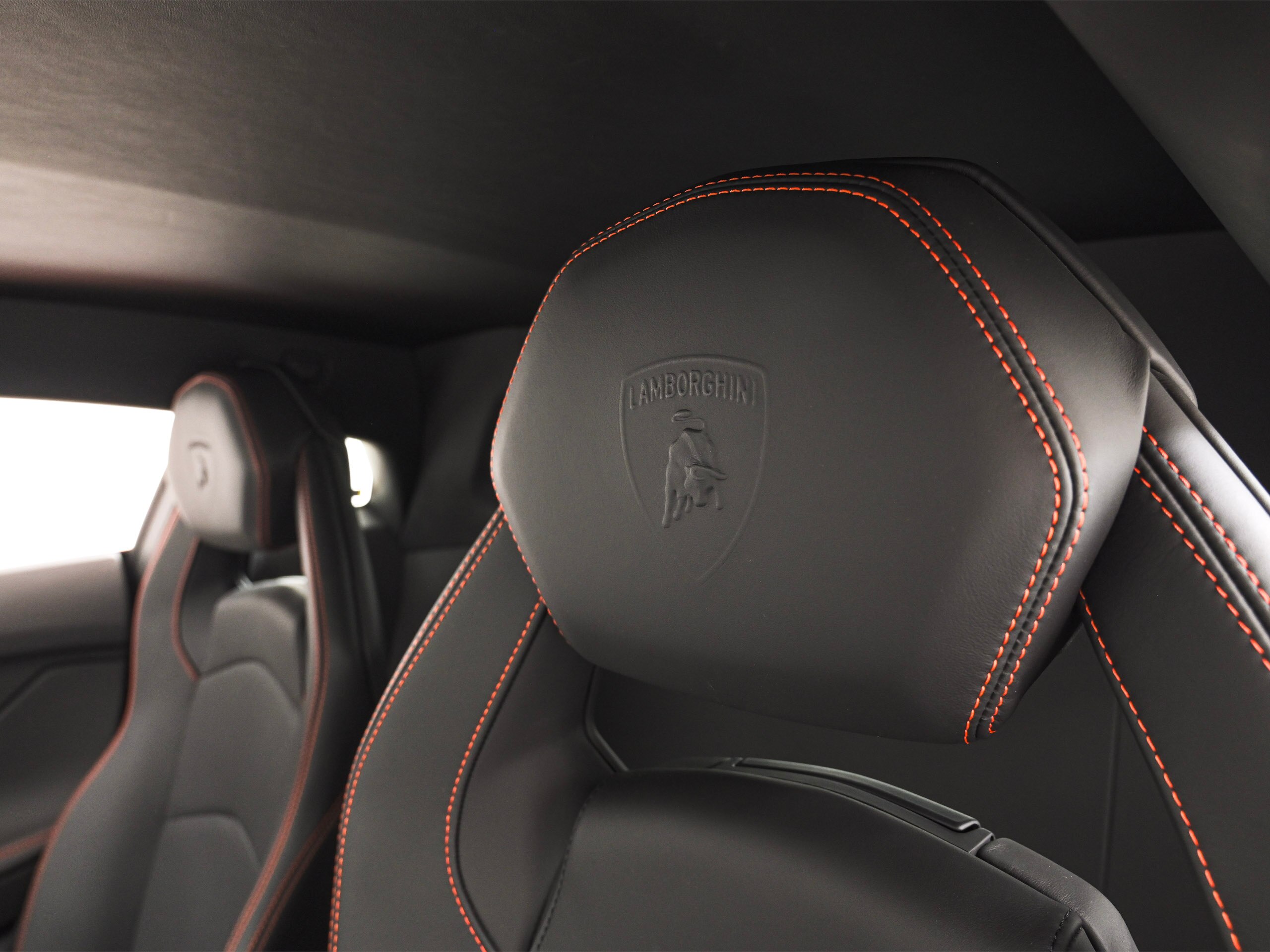2013 Lamborghini Aventador LP700-4 — Photo 14 / 31